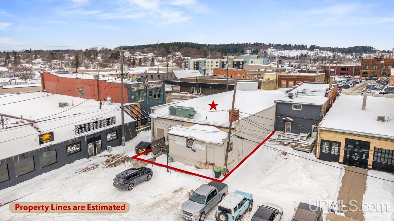 207 E Hughitt Street Property Photo 36