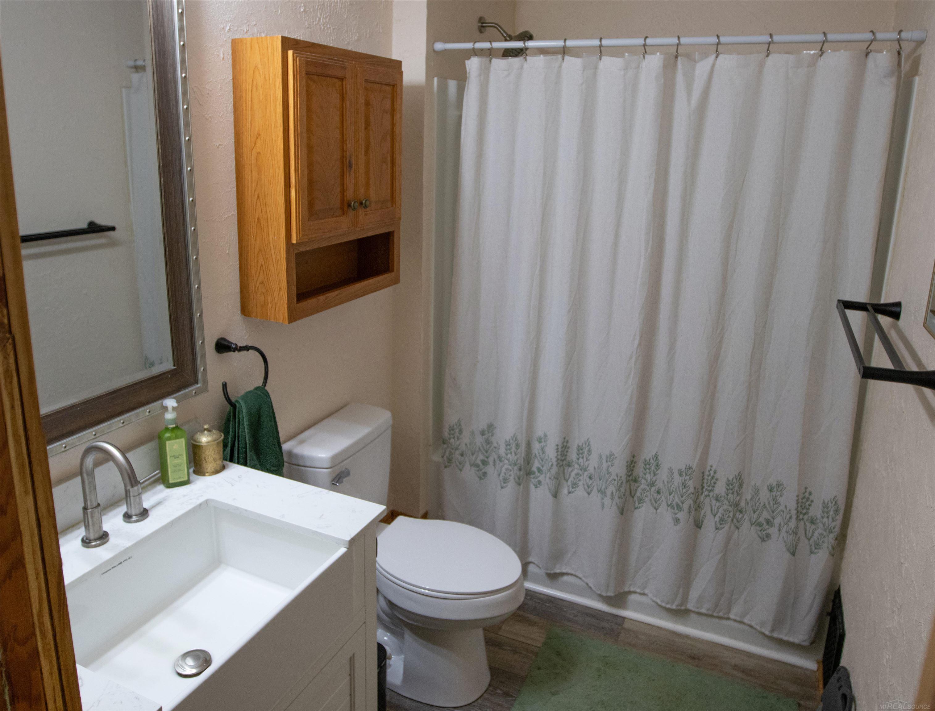 205 S Dettman Road Property Photo 23