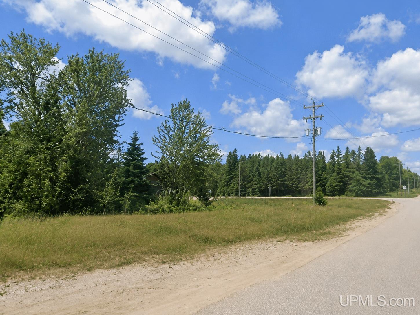 6128 N Arbor Avenue Property Photo 4