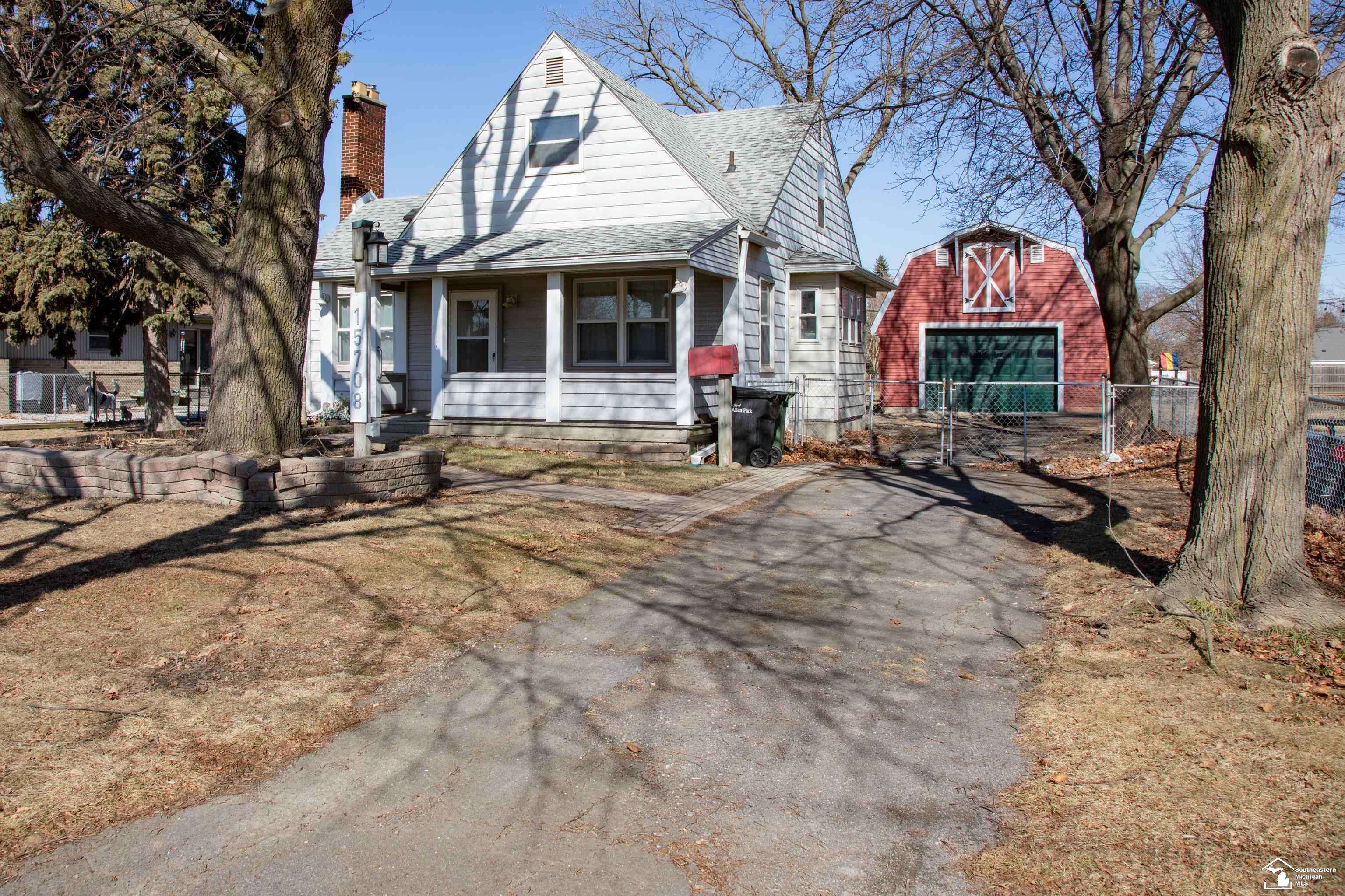 15708 Goddard Road Property Photo 1