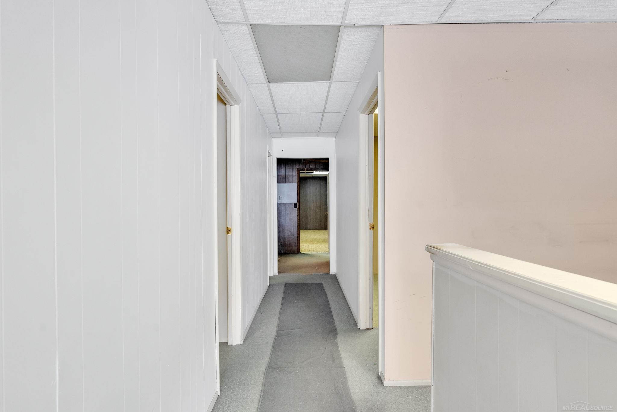 33 N Howard Street Property Photo 18