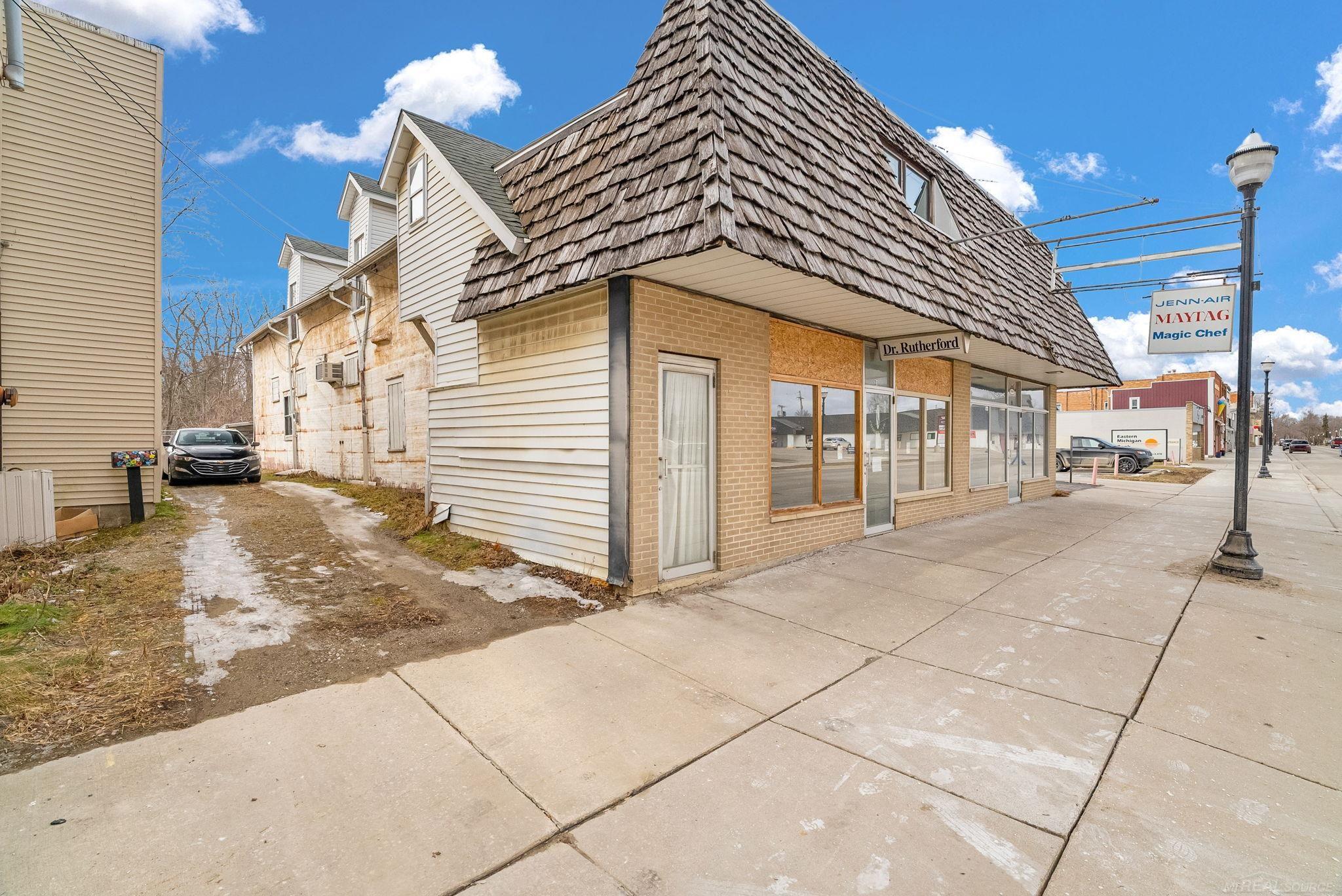 33 N Howard Street Property Photo 63