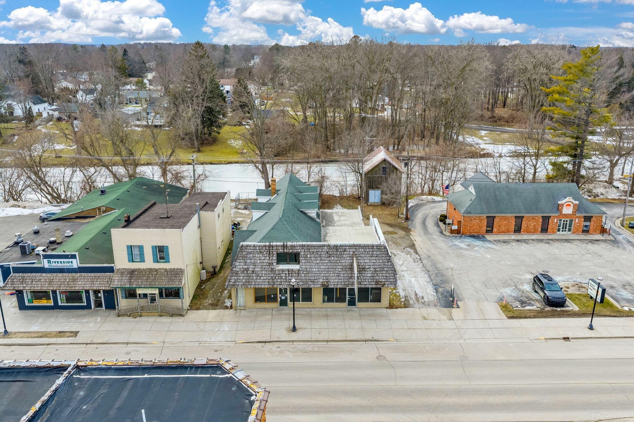 33 N Howard Street Property Photo 65