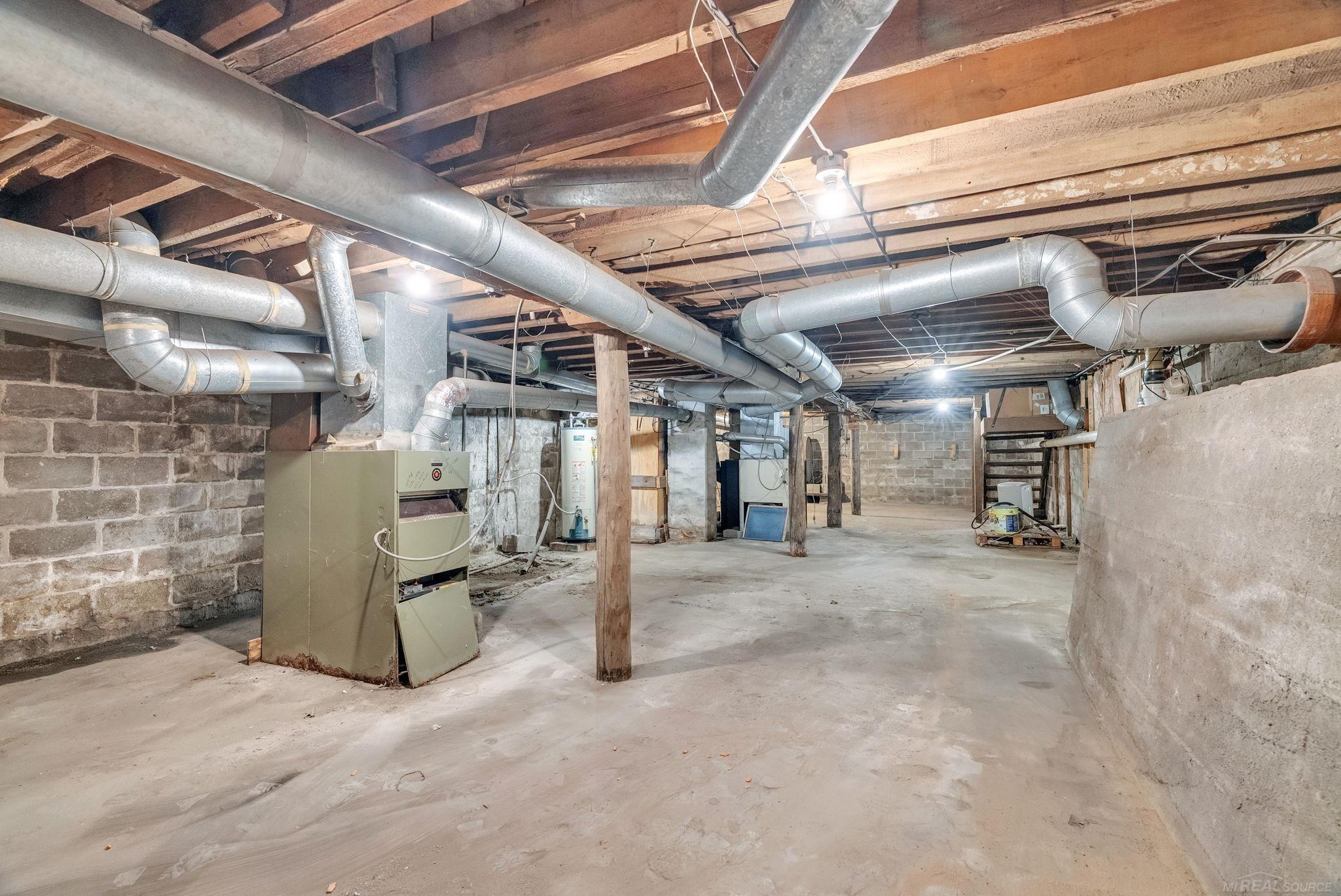 33 N Howard Street Property Photo 67