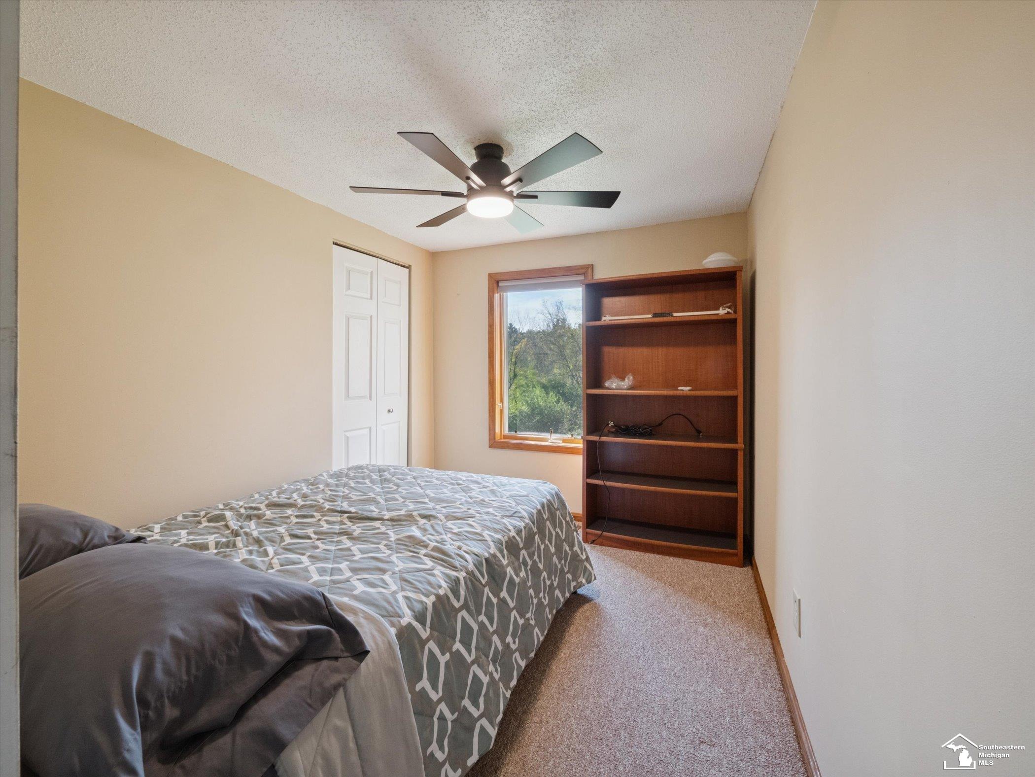7302 N Lakeview Drive Property Photo 19