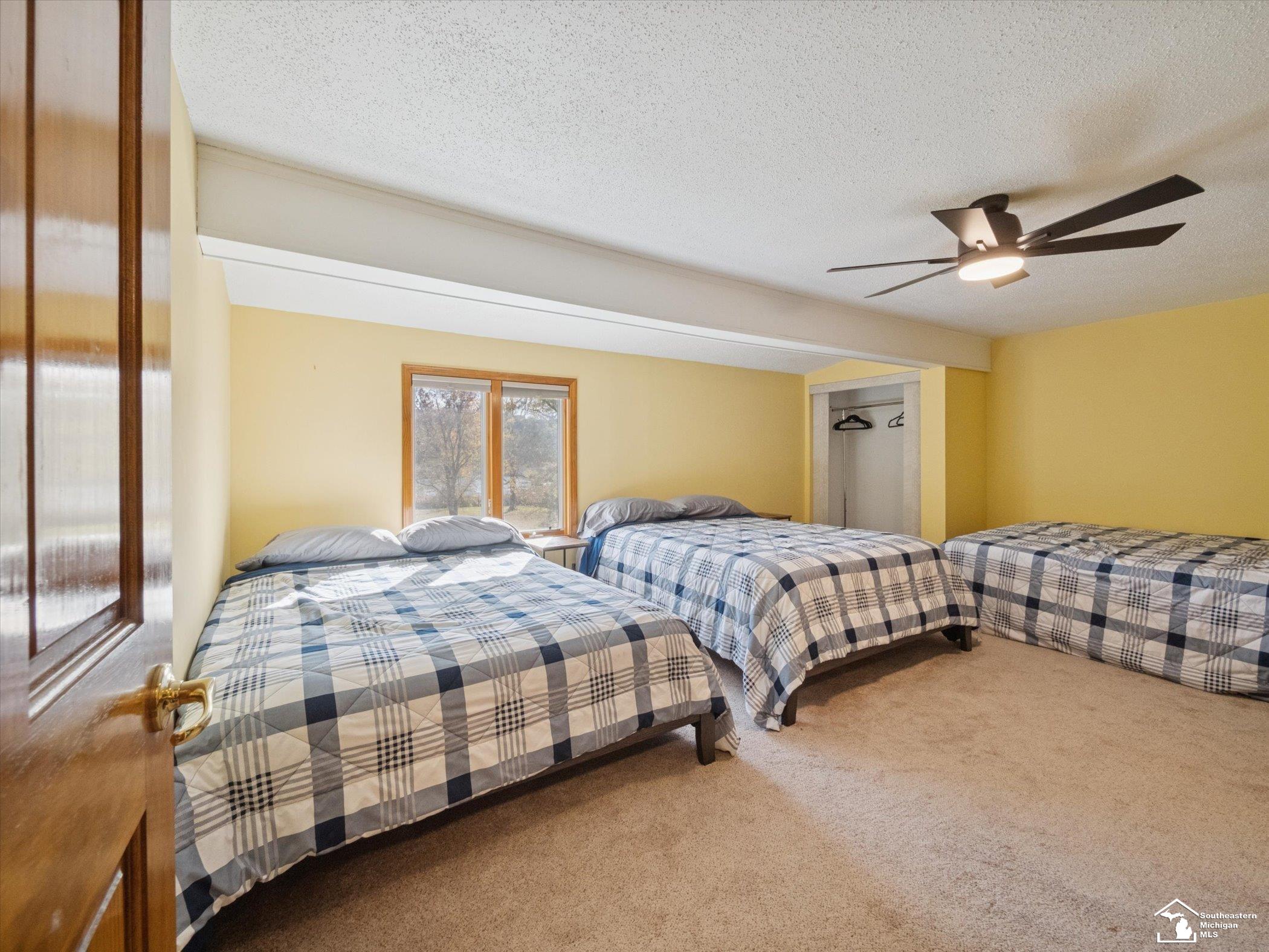 7302 N Lakeview Drive Property Photo 23