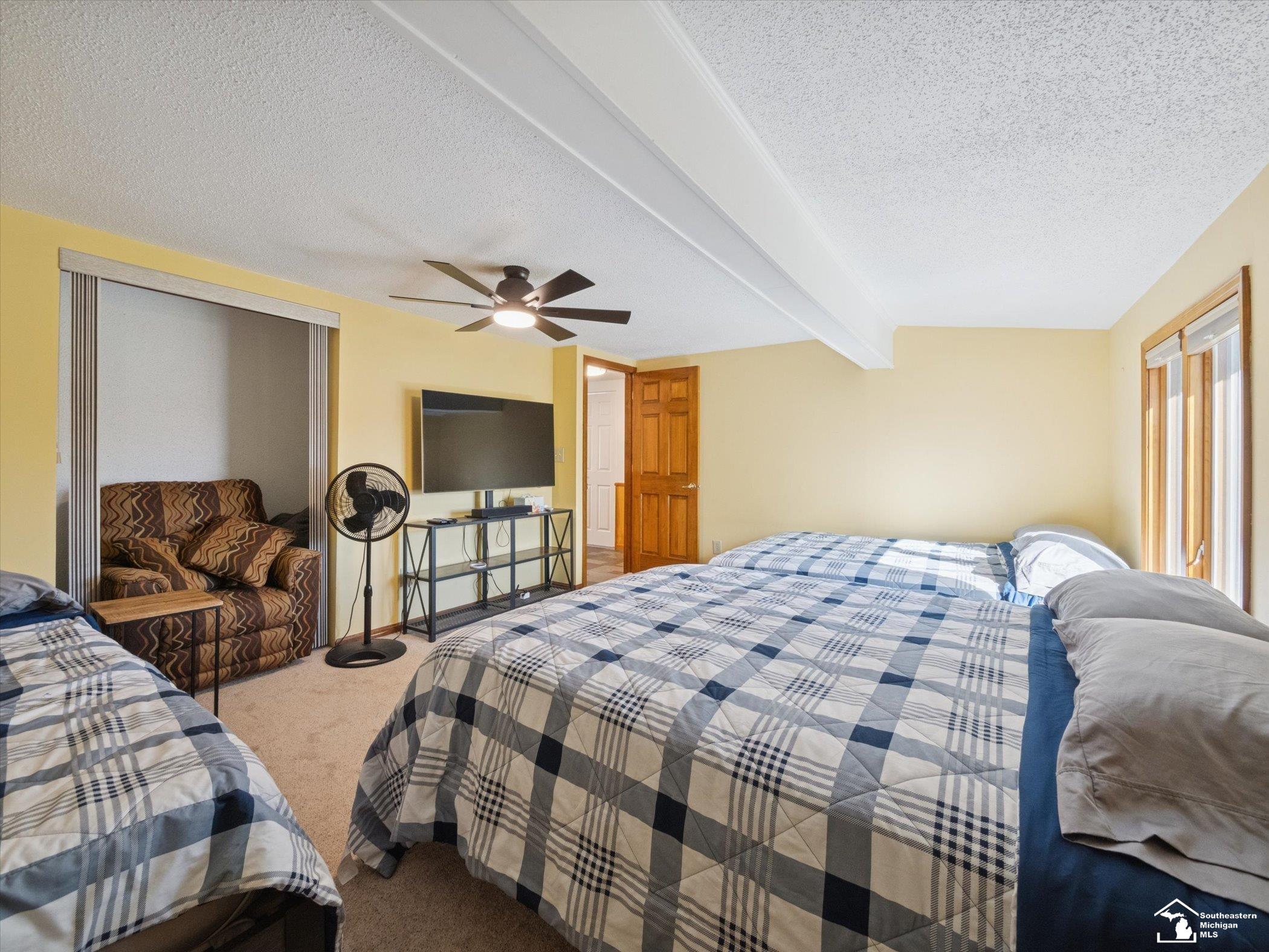 7302 N Lakeview Drive Property Photo 25