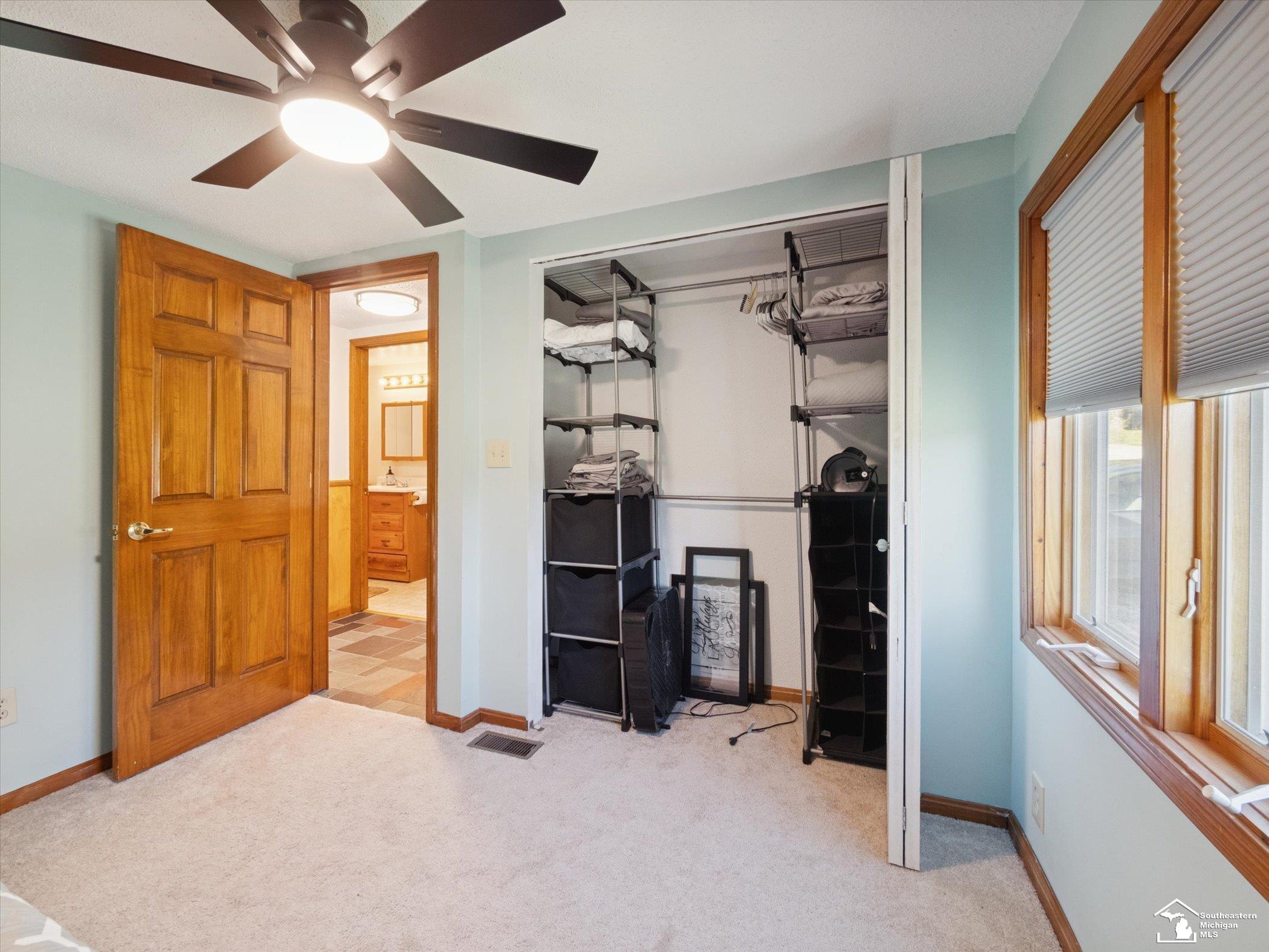 7302 N Lakeview Drive Property Photo 27