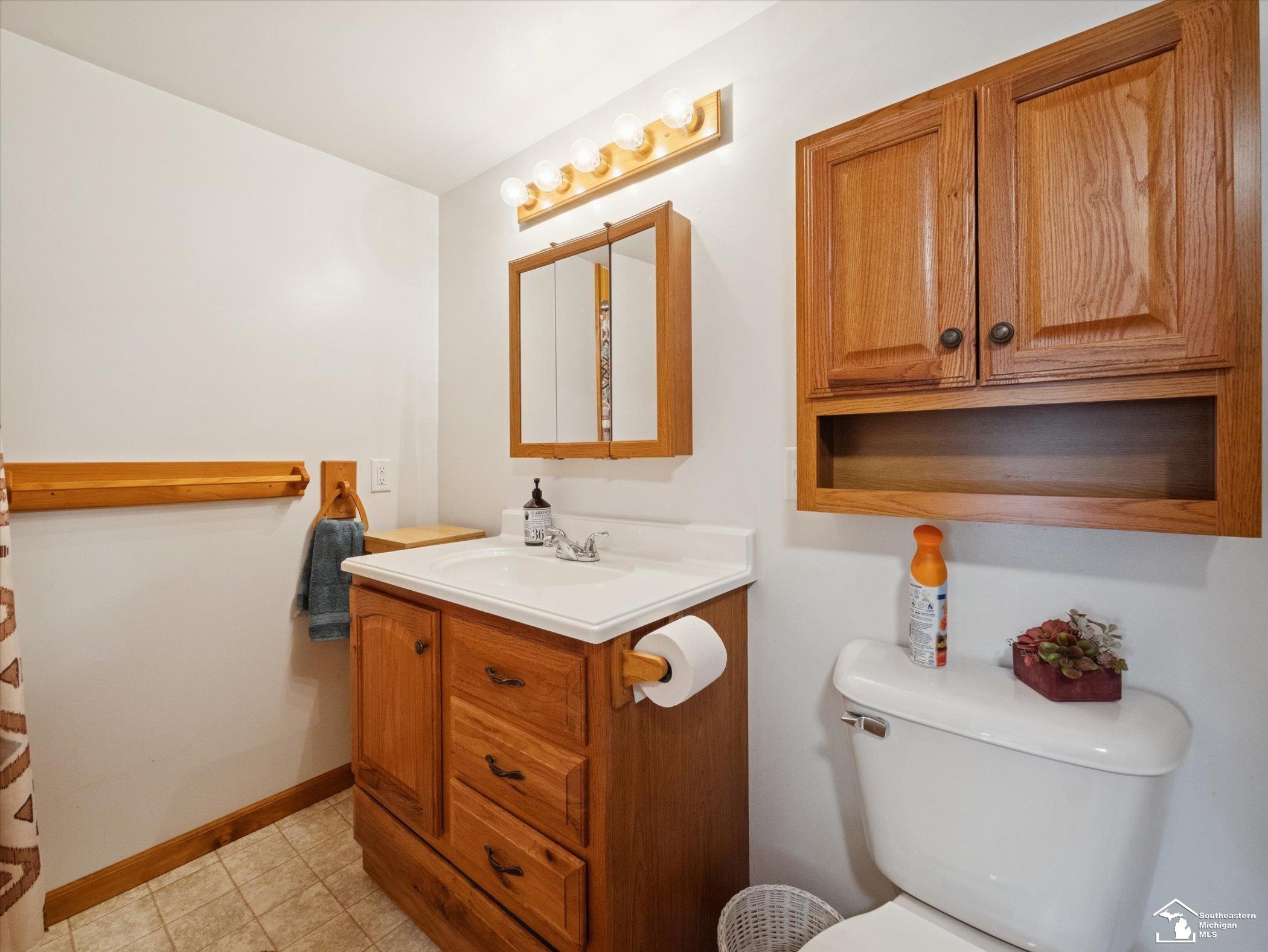 7302 N Lakeview Drive Property Photo 28