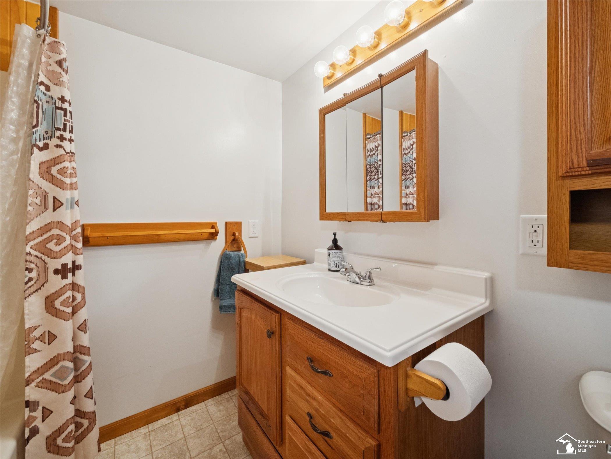 7302 N Lakeview Drive Property Photo 29