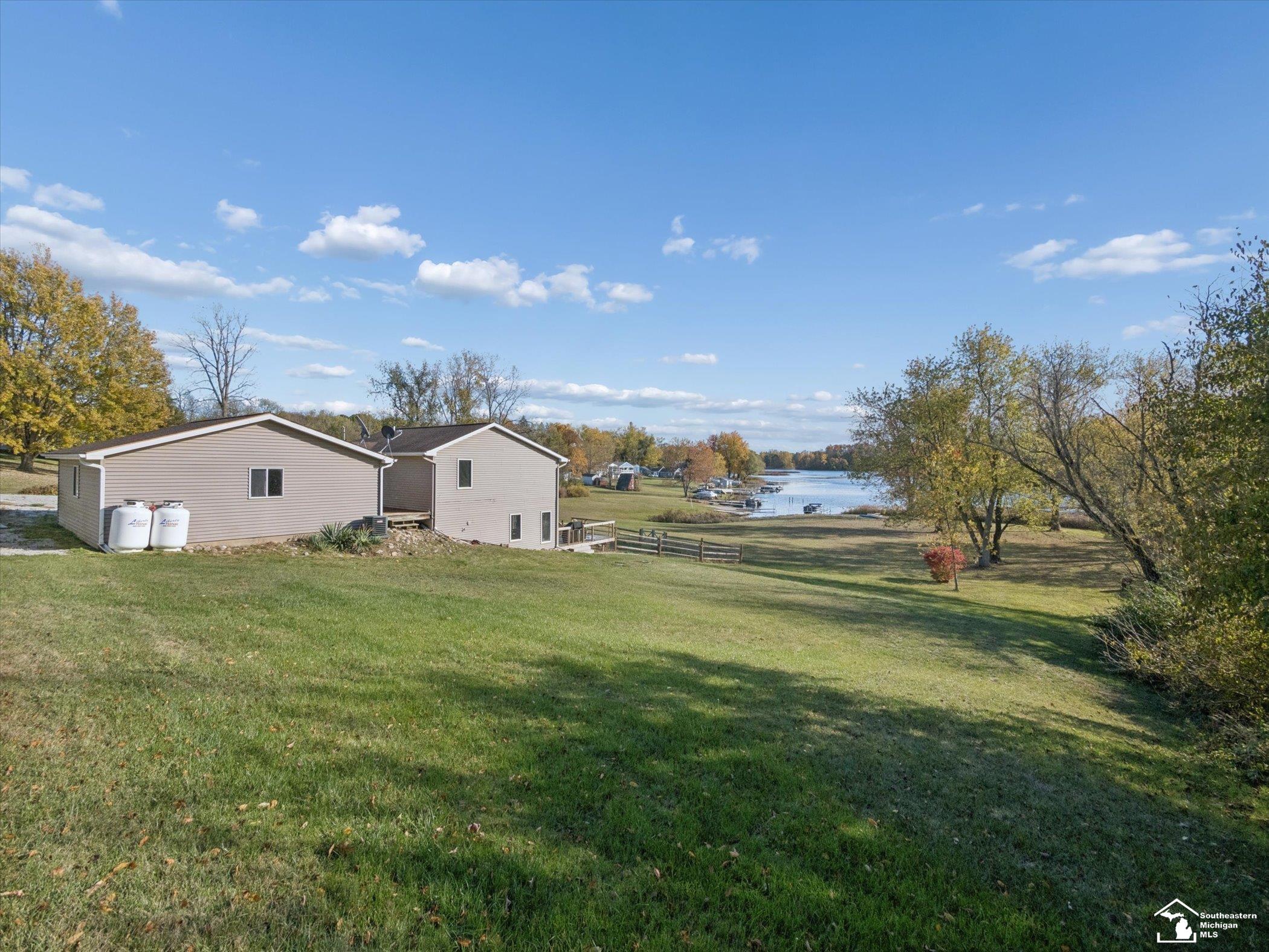 7302 N Lakeview Drive Property Photo 43