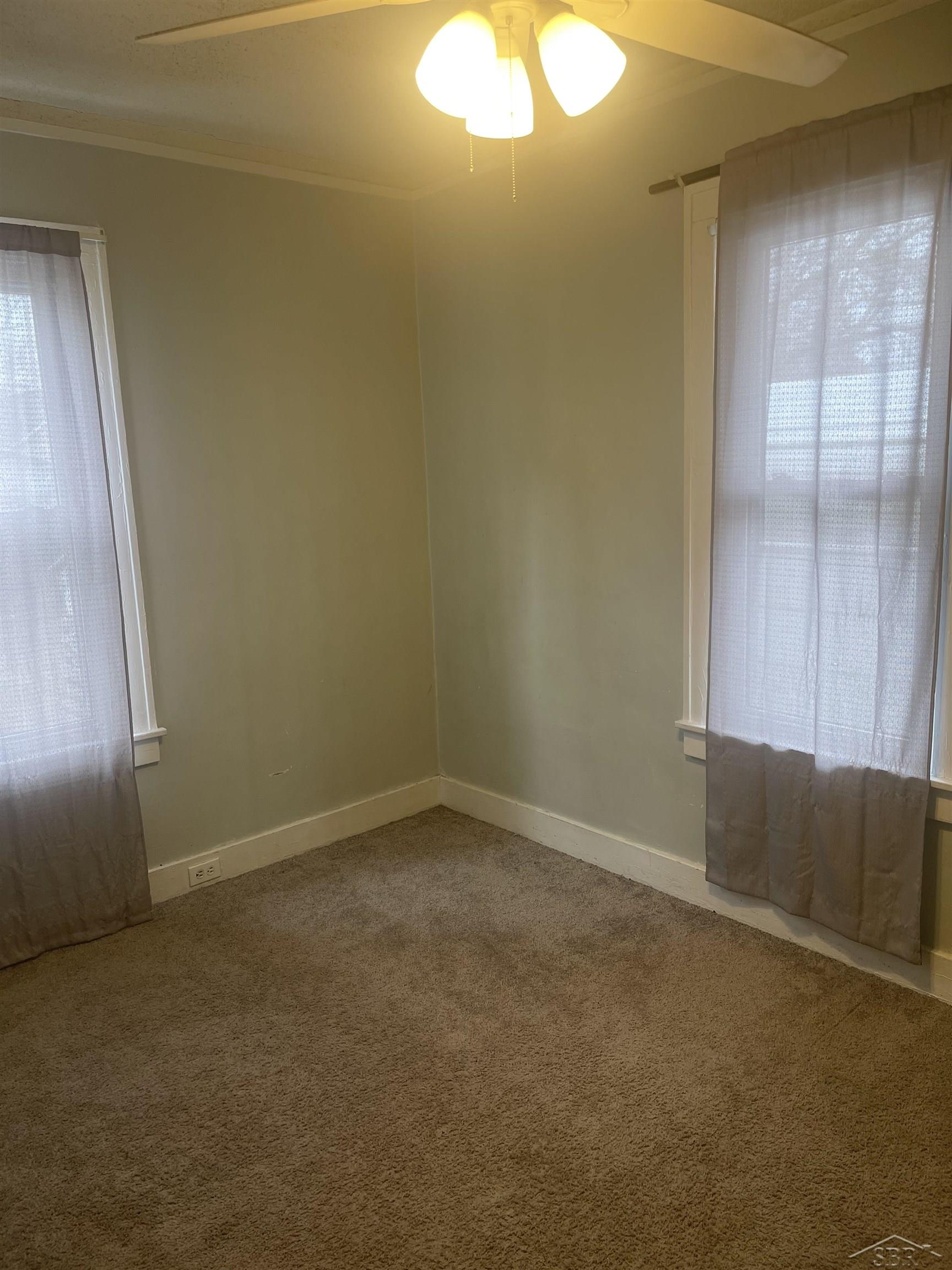 2129 N Clinton Road Property Photo 11