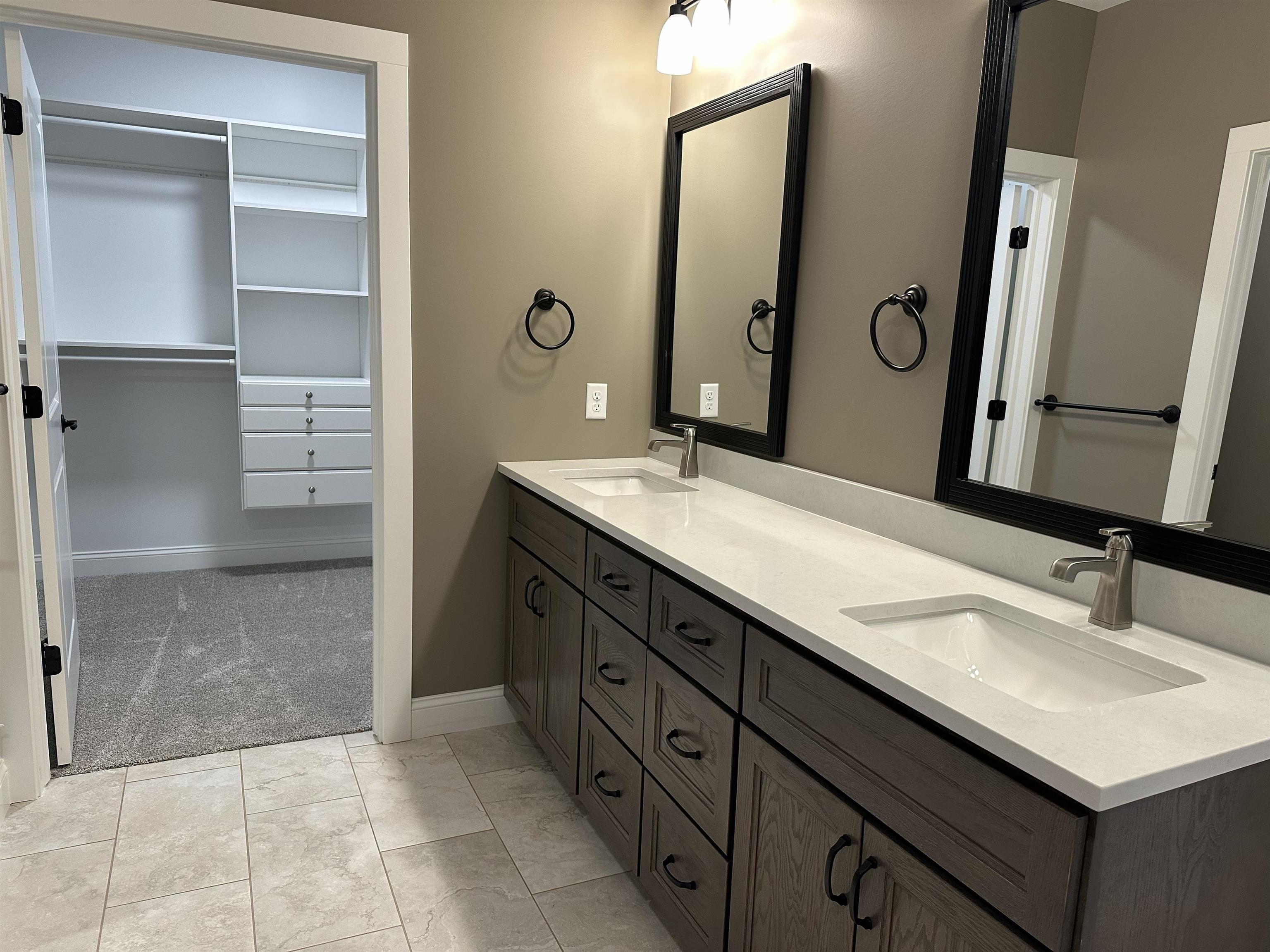 5541 Forestridge Way Property Photo 13