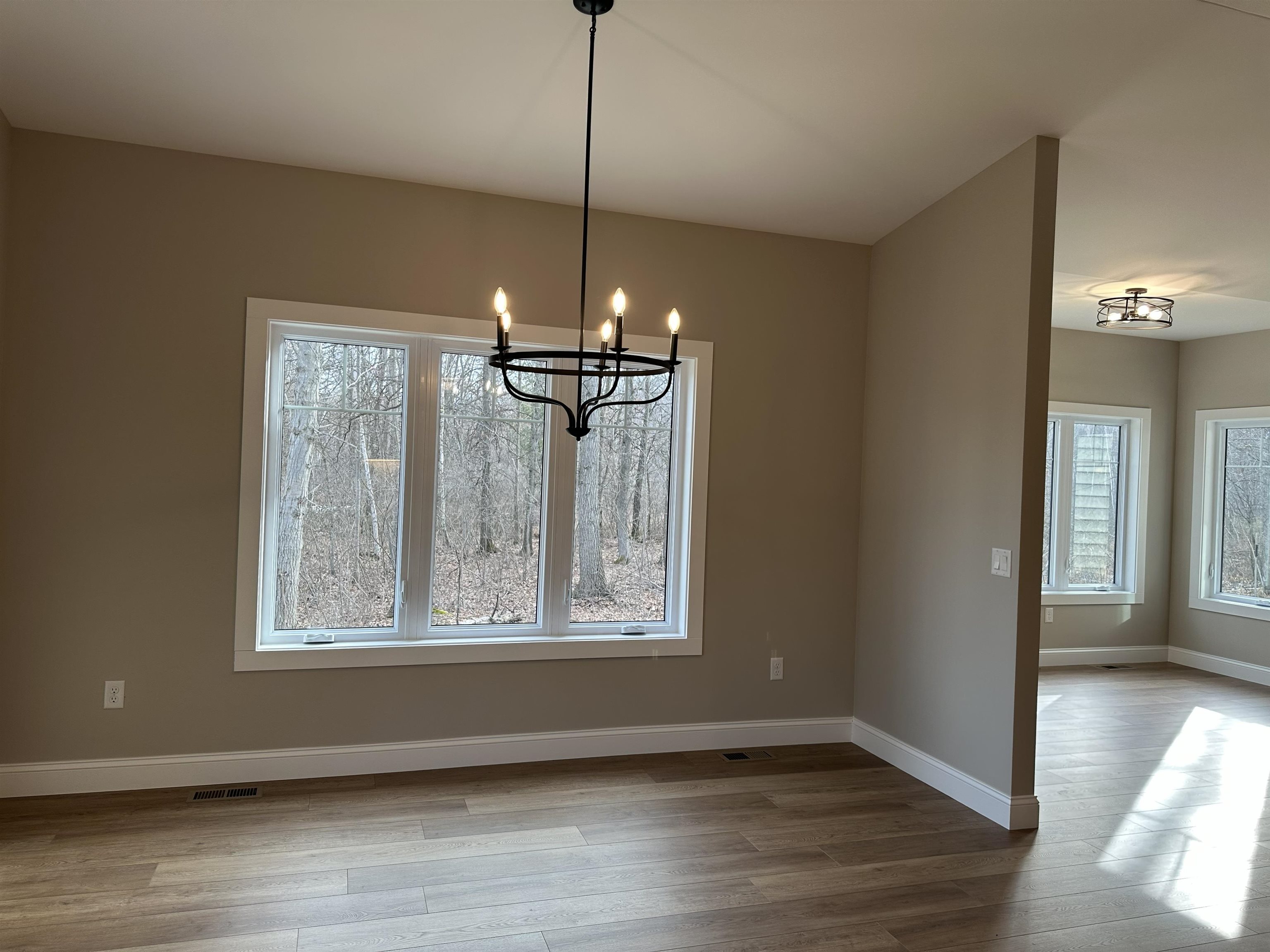 5541 Forestridge Way Property Photo 18
