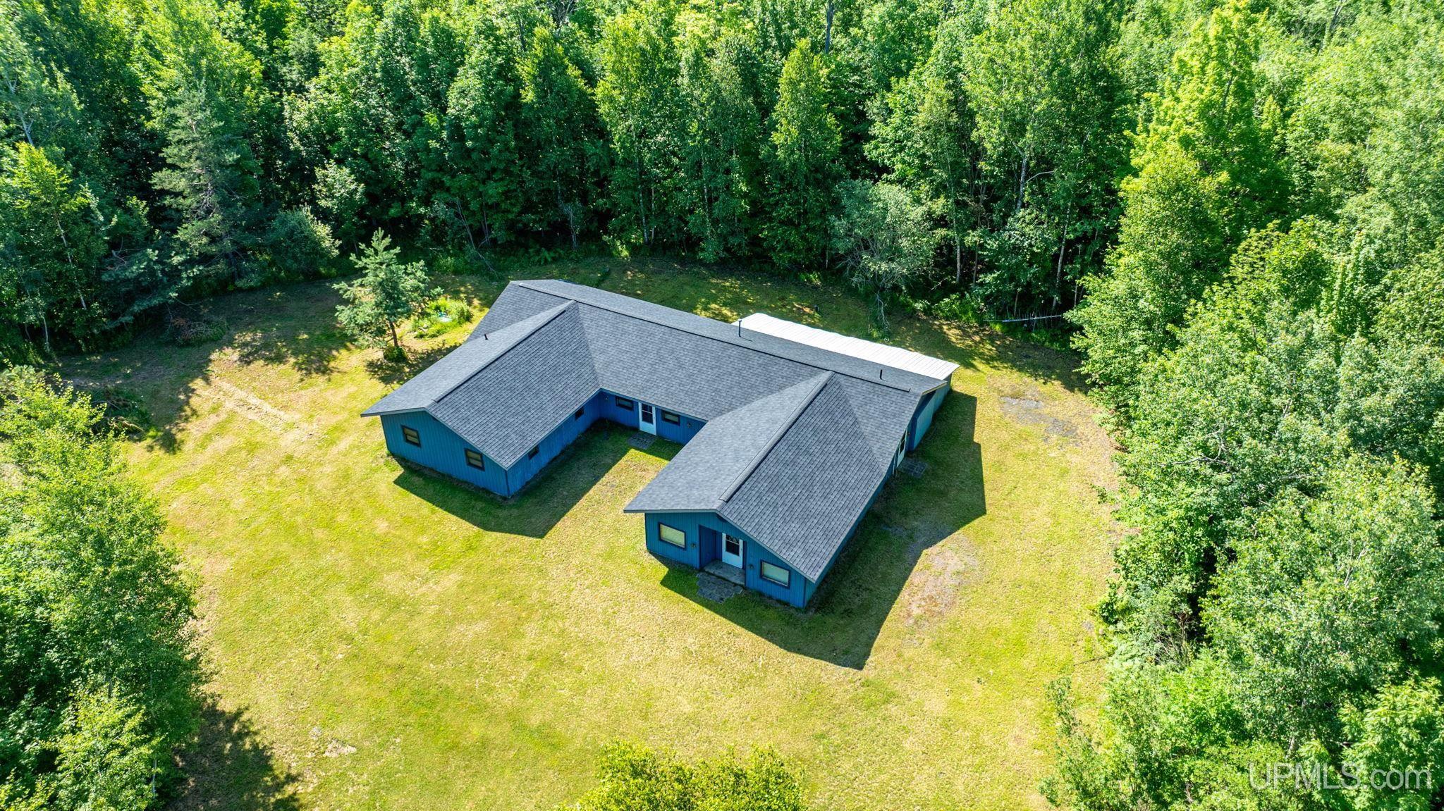 21522 Skanee Road Property Photo 2