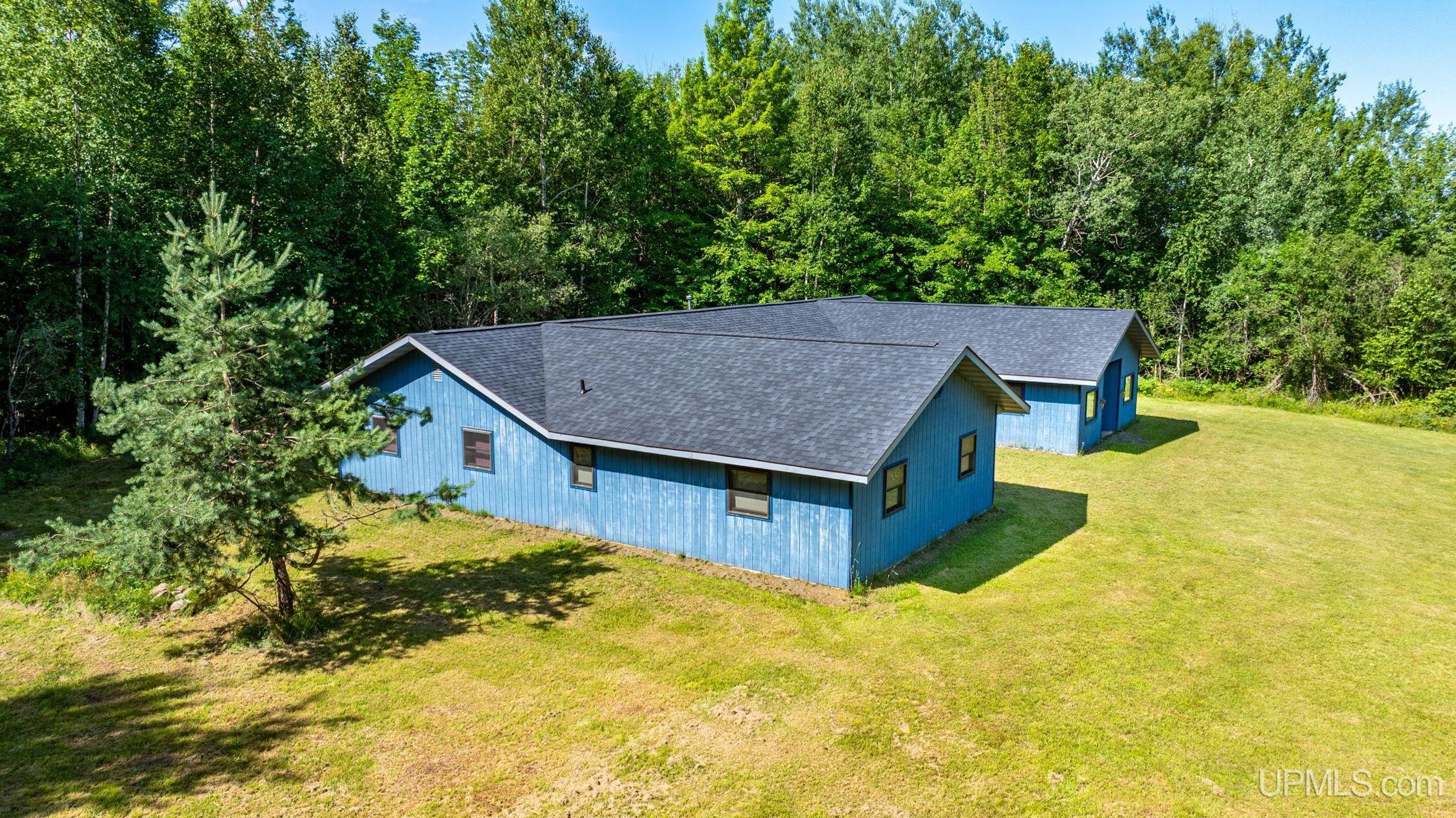 21522 Skanee Road Property Photo 5