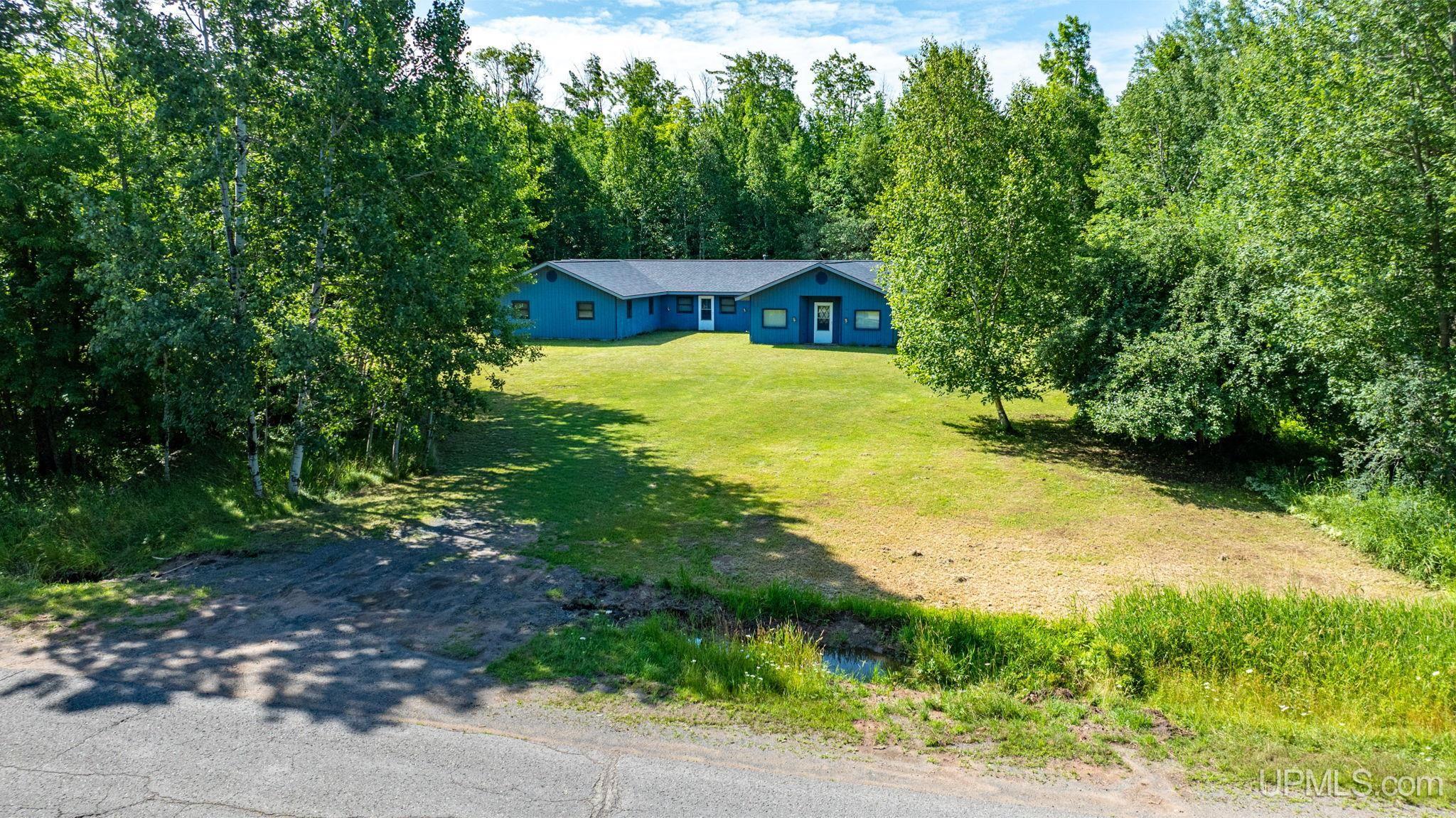 21522 Skanee Road Property Photo 10