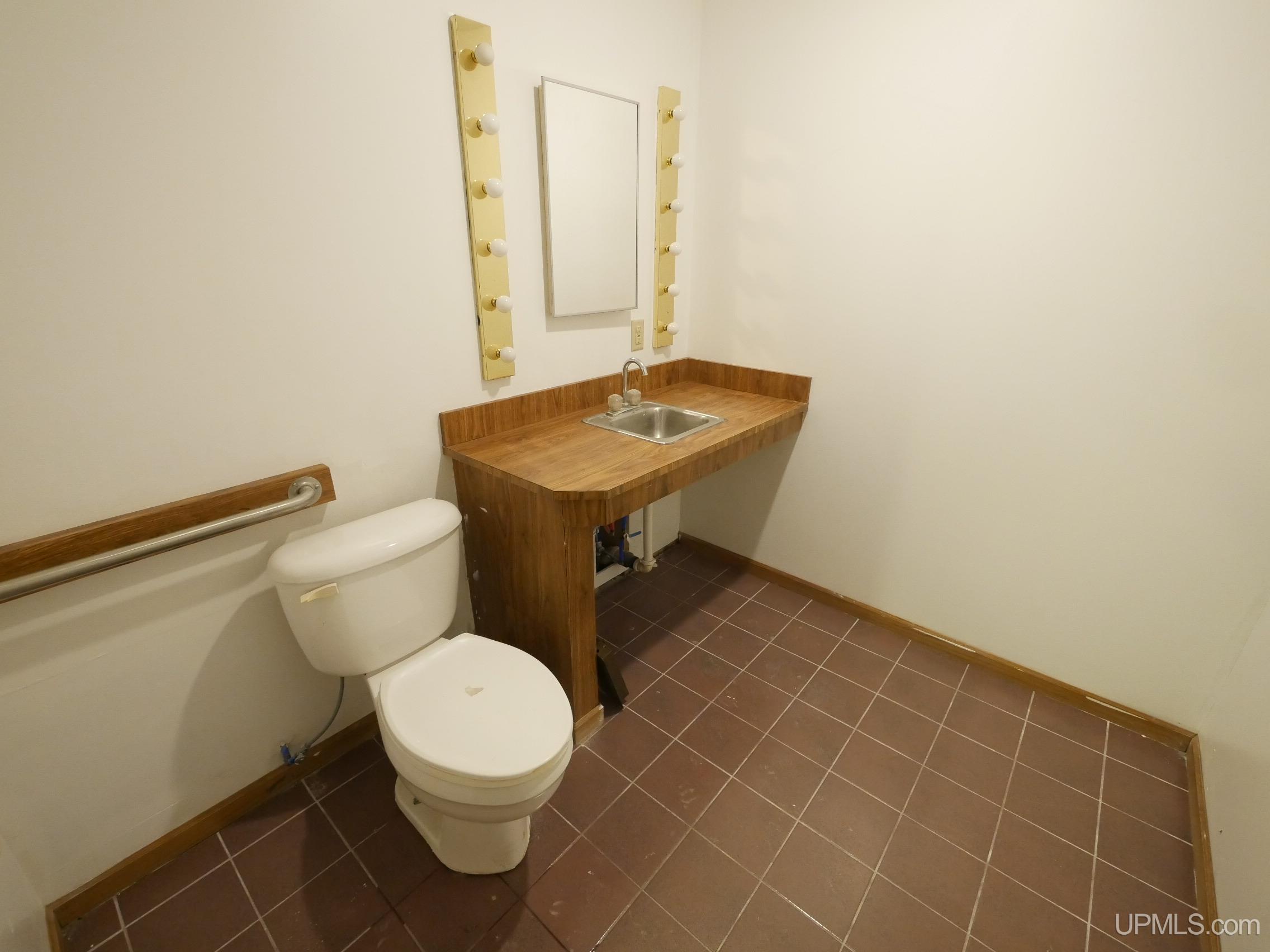 21522 Skanee Road Property Photo 42