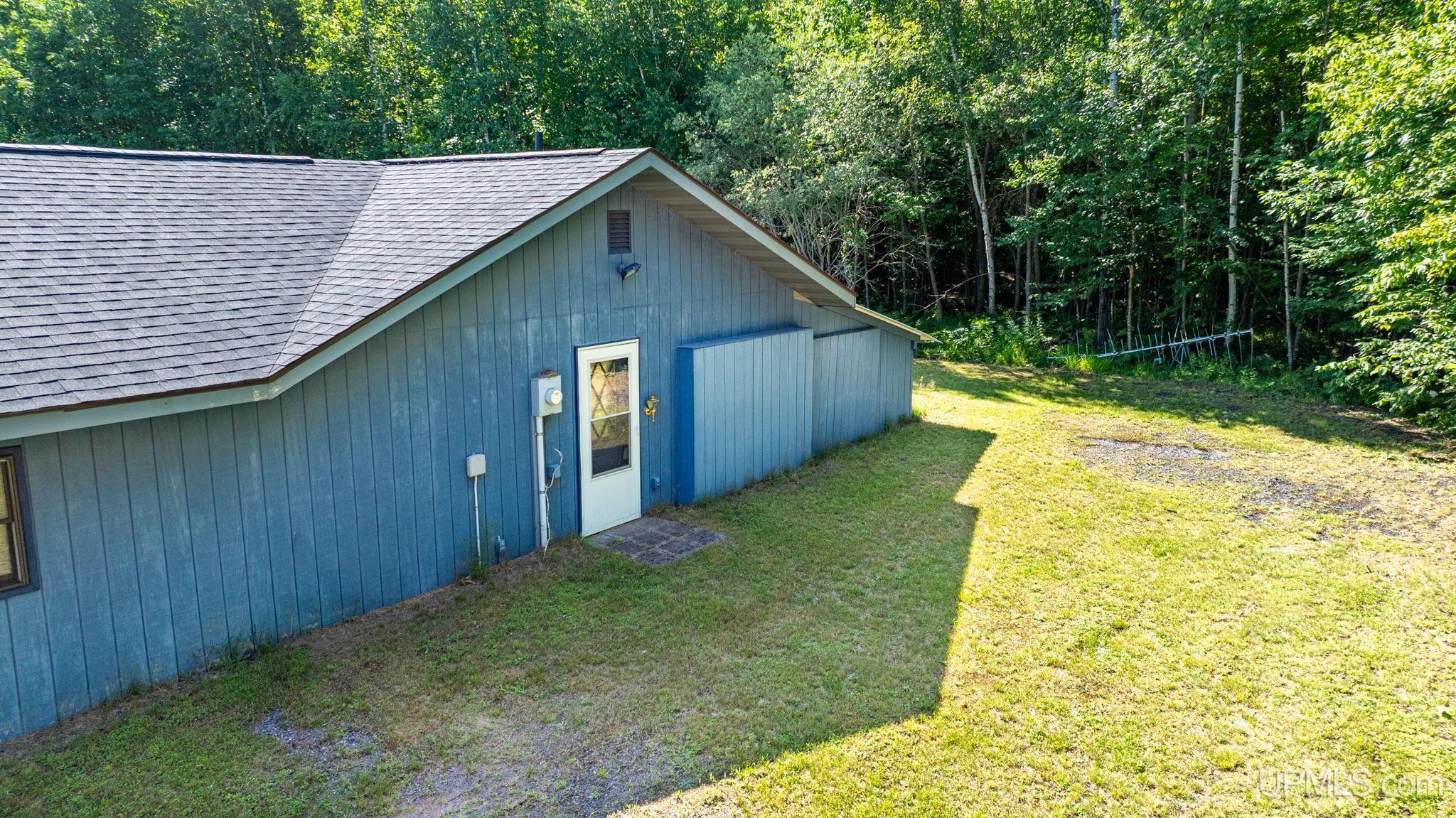 21522 Skanee Road Property Photo 55