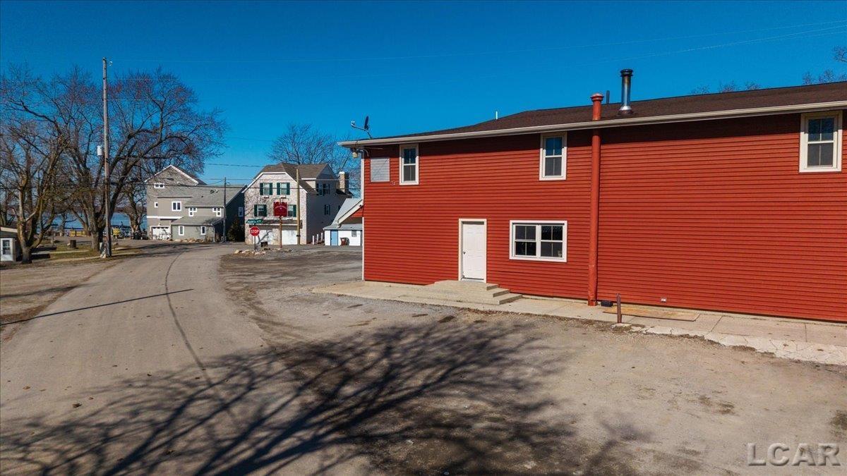 3171 Round Lake Highway Property Photo 5