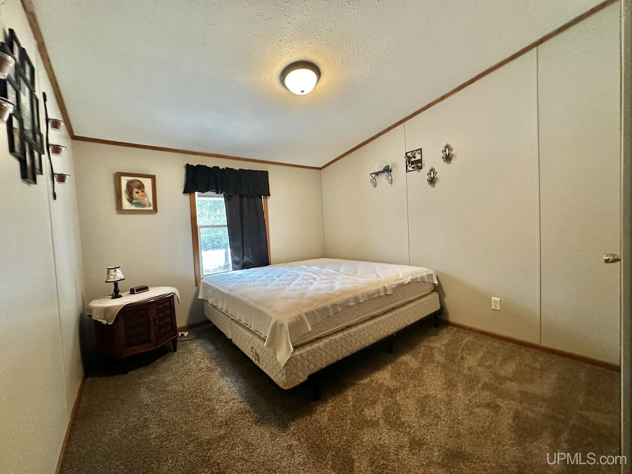 933 E Hoadley Street Property Photo 7