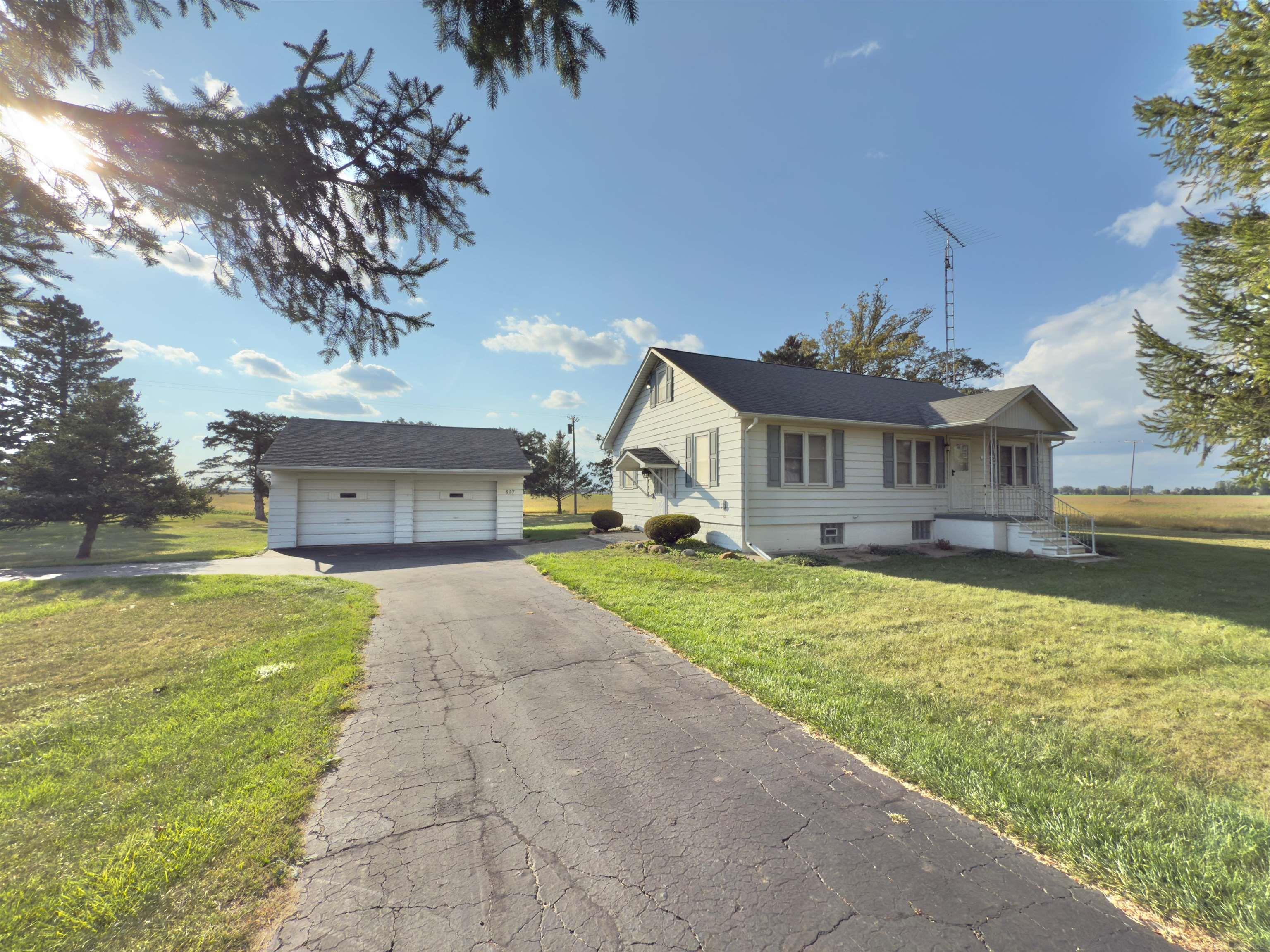 627 N Sandusky Road Property Photo 1