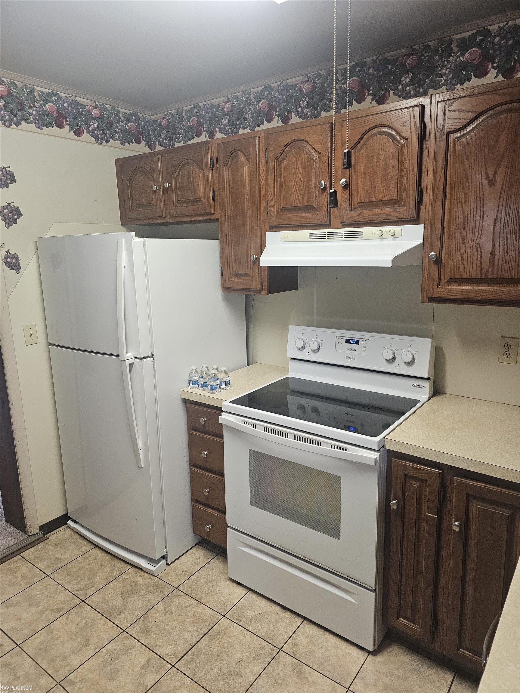 5882 King Road Property Photo 13