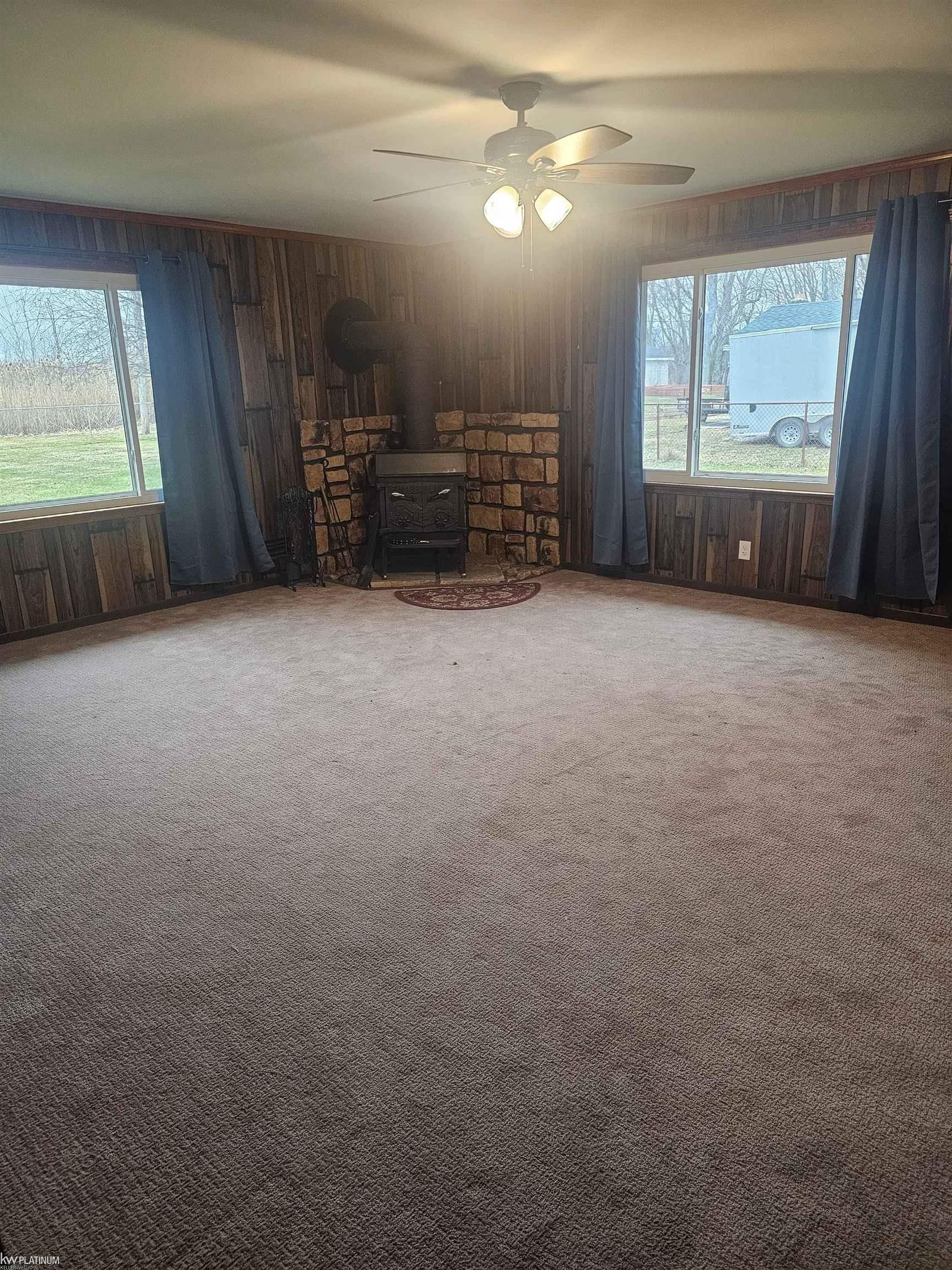 5882 King Road Property Photo 14