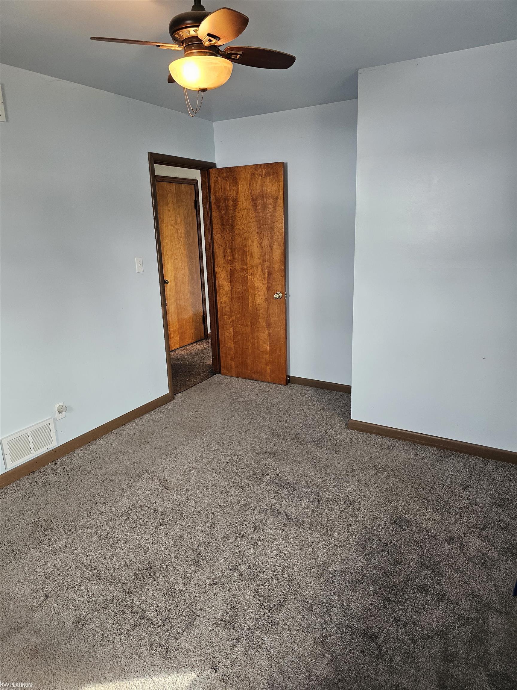 5882 King Road Property Photo 22