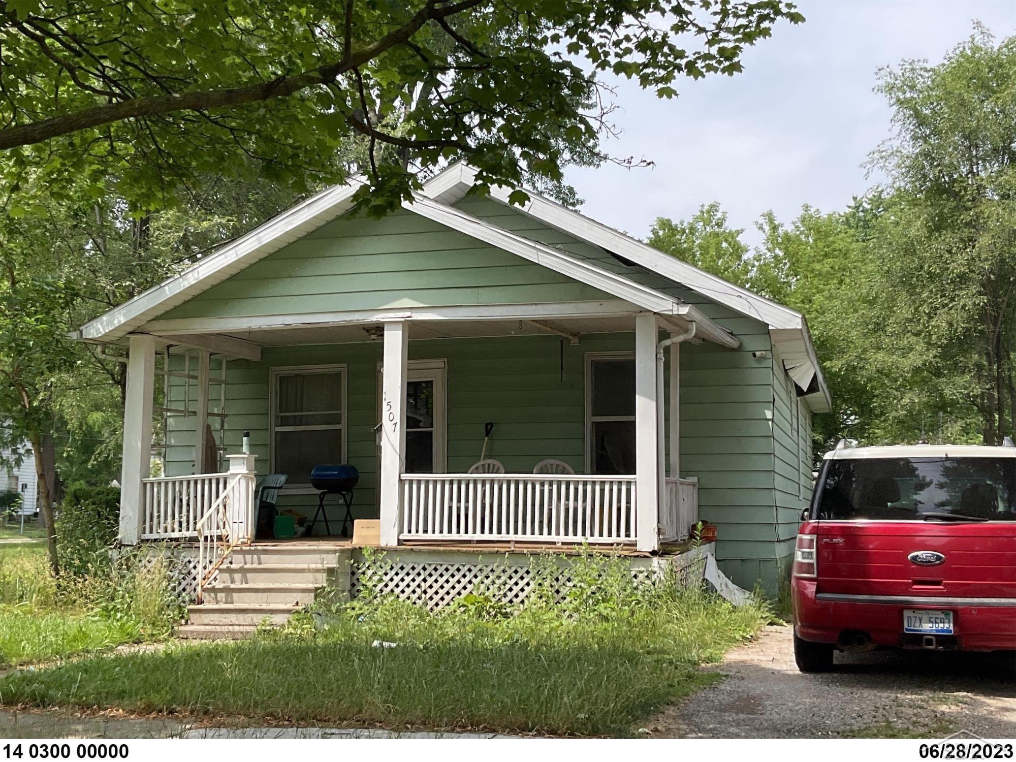 1507 Barnard Street Property Photo 1