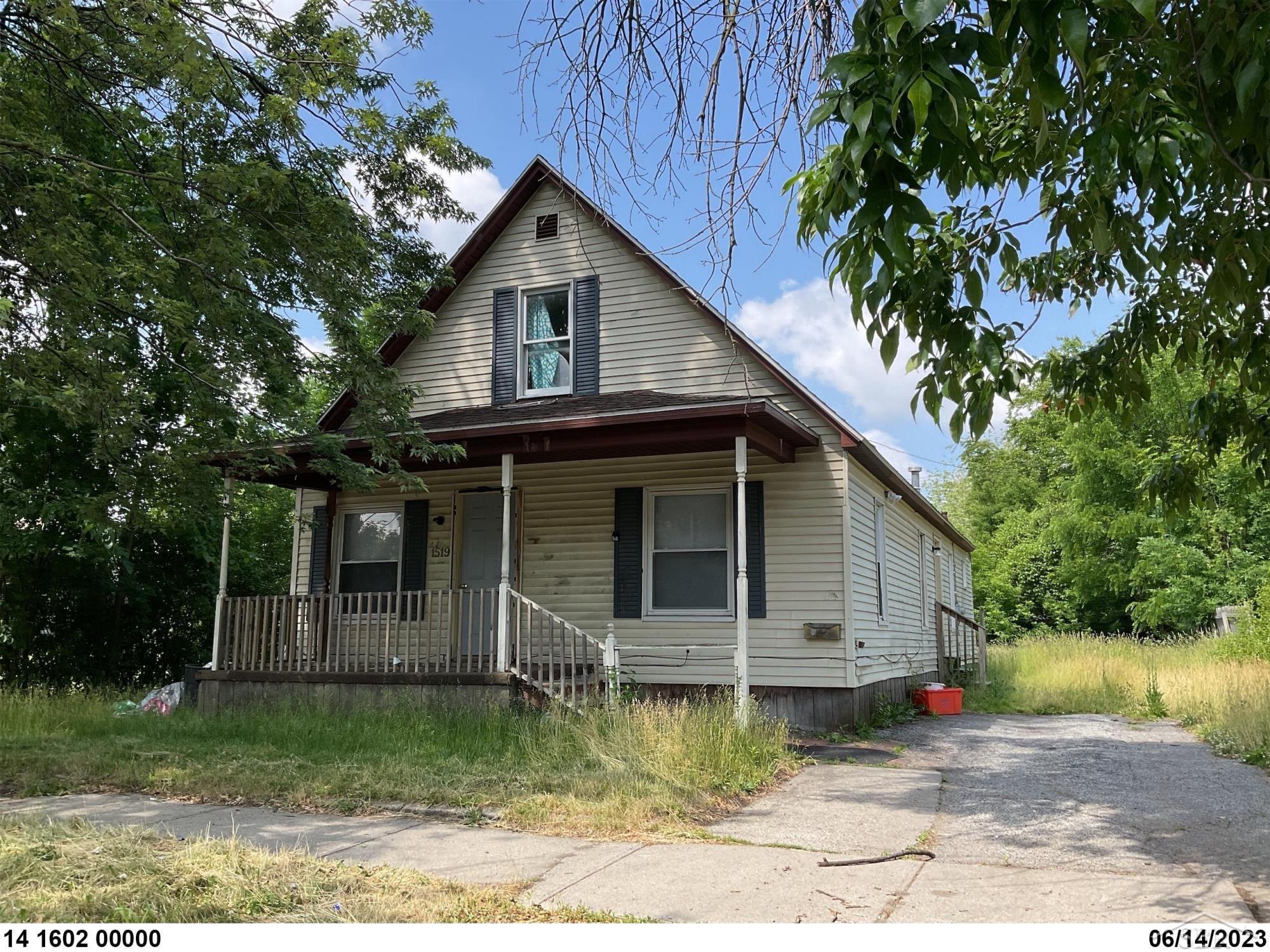 1519 Durand Street Property Photo 1