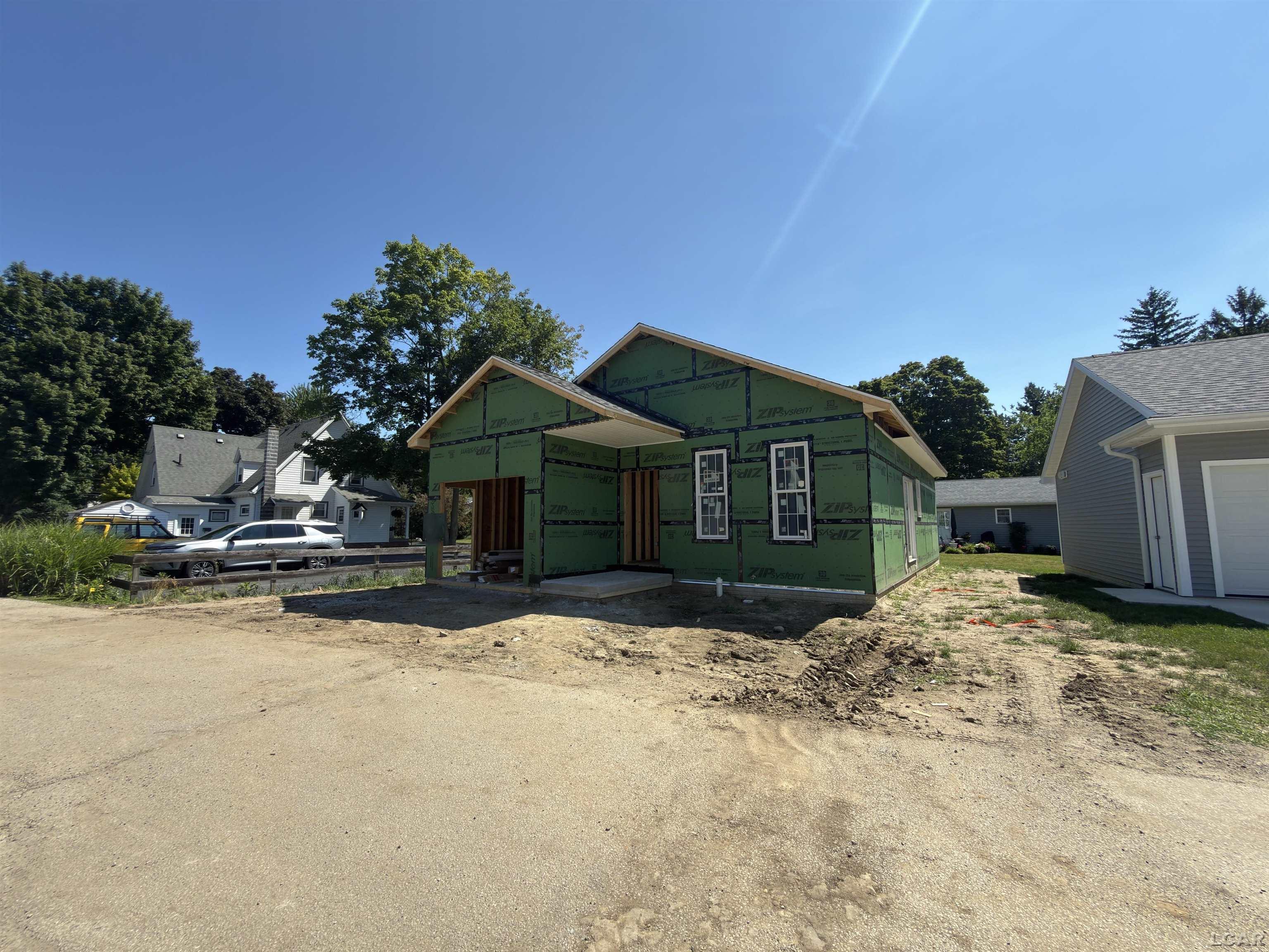 965a W Maumee Street Property Photo 2