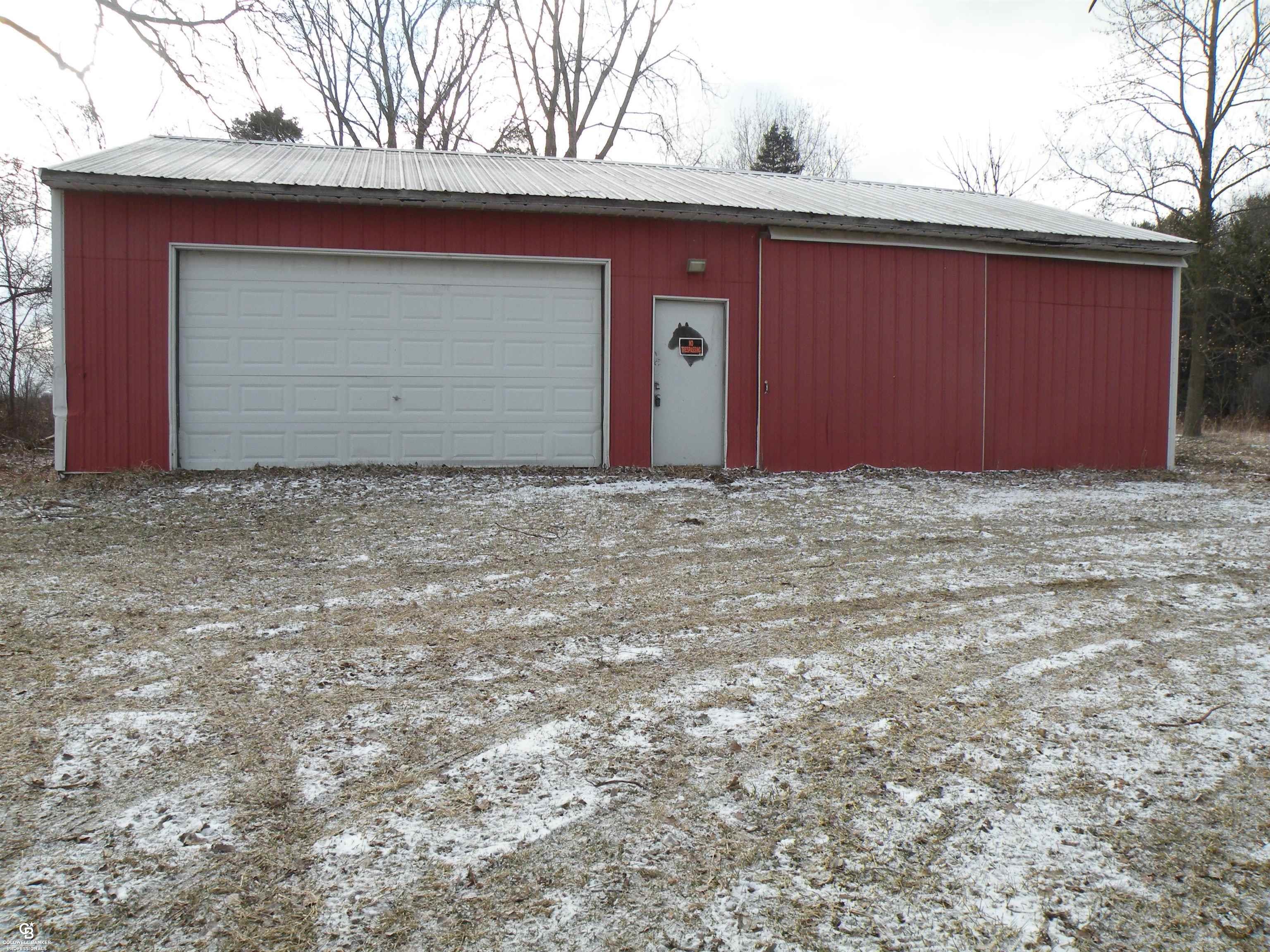 7627 Emmett Road Property Photo 1