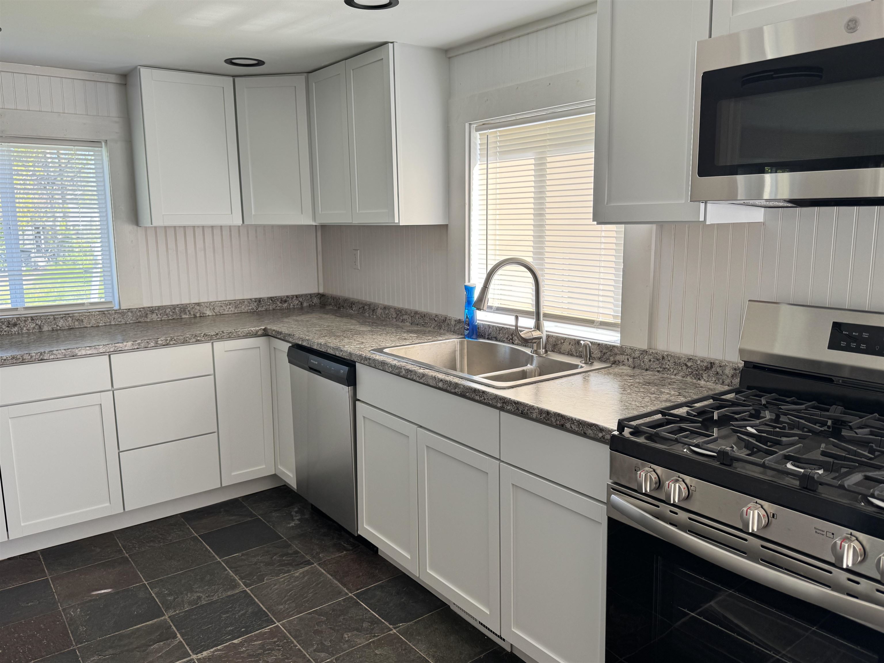 1306 Garfield Street Property Photo 22