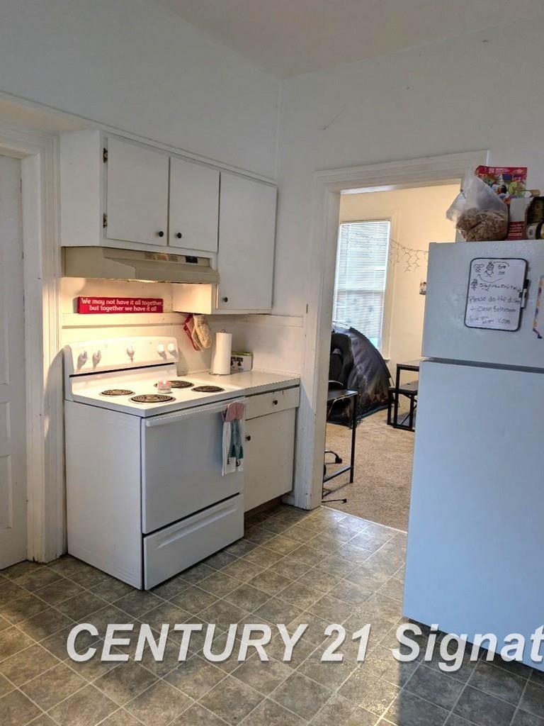 812 Sanderson Street Property Photo 4