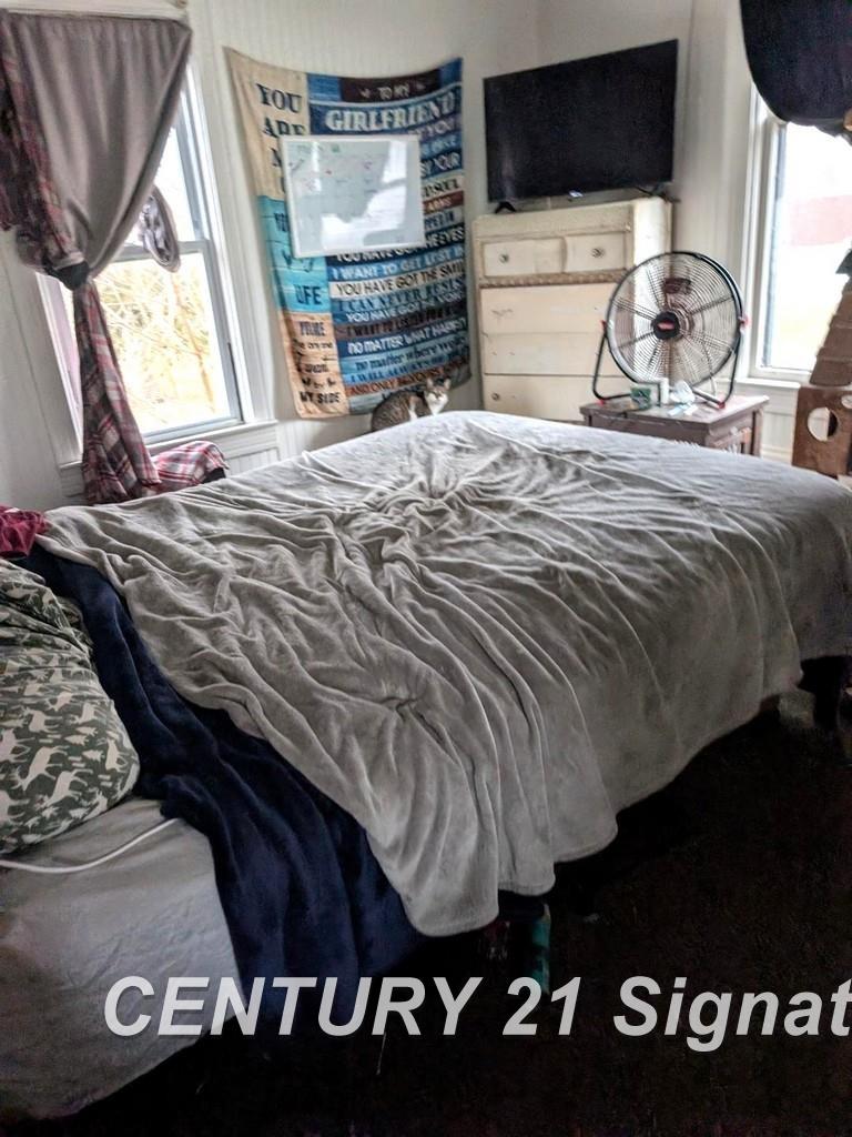 812 Sanderson Street Property Photo 9