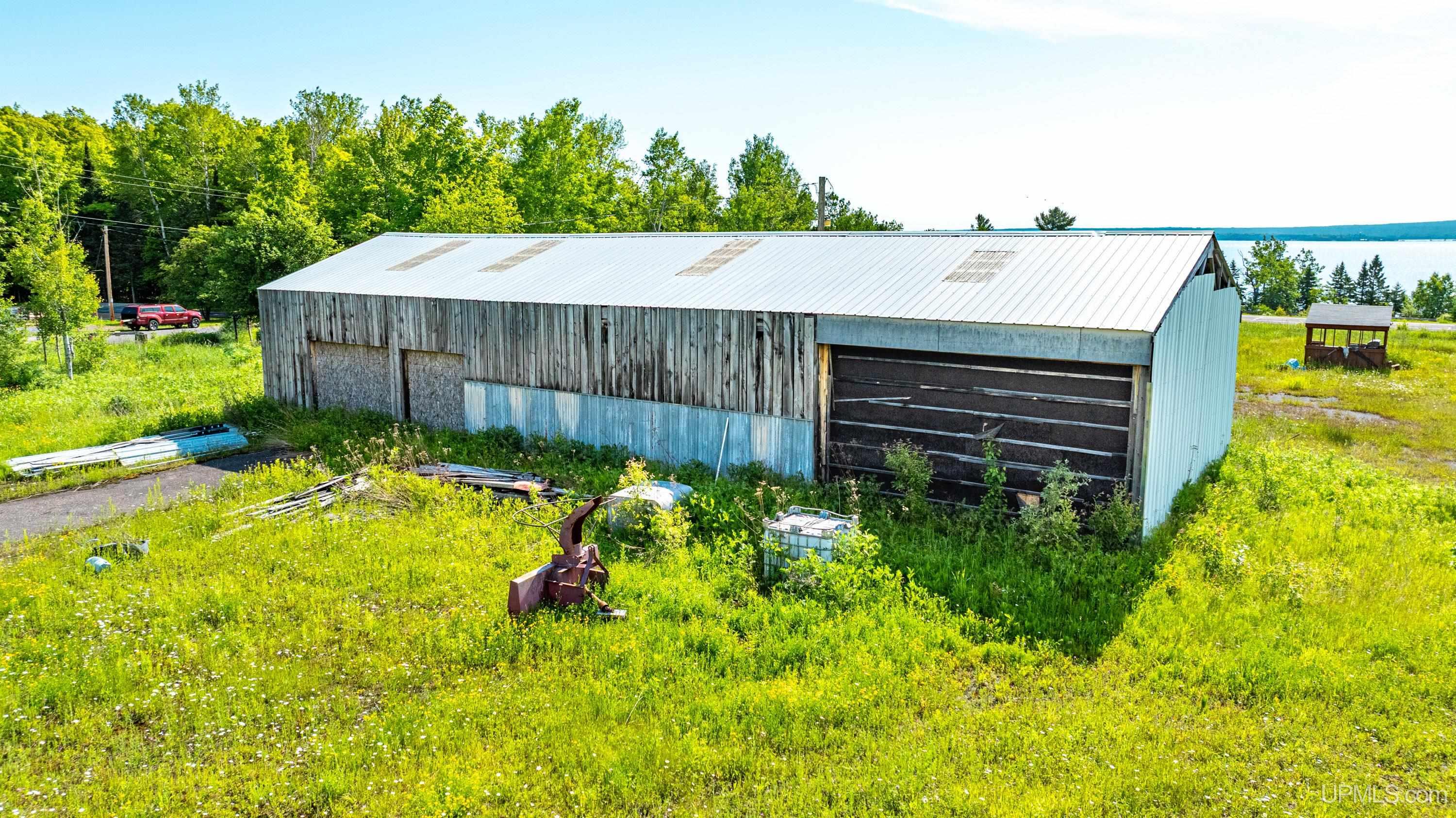 14670 Sturgeon Road Property Photo 5