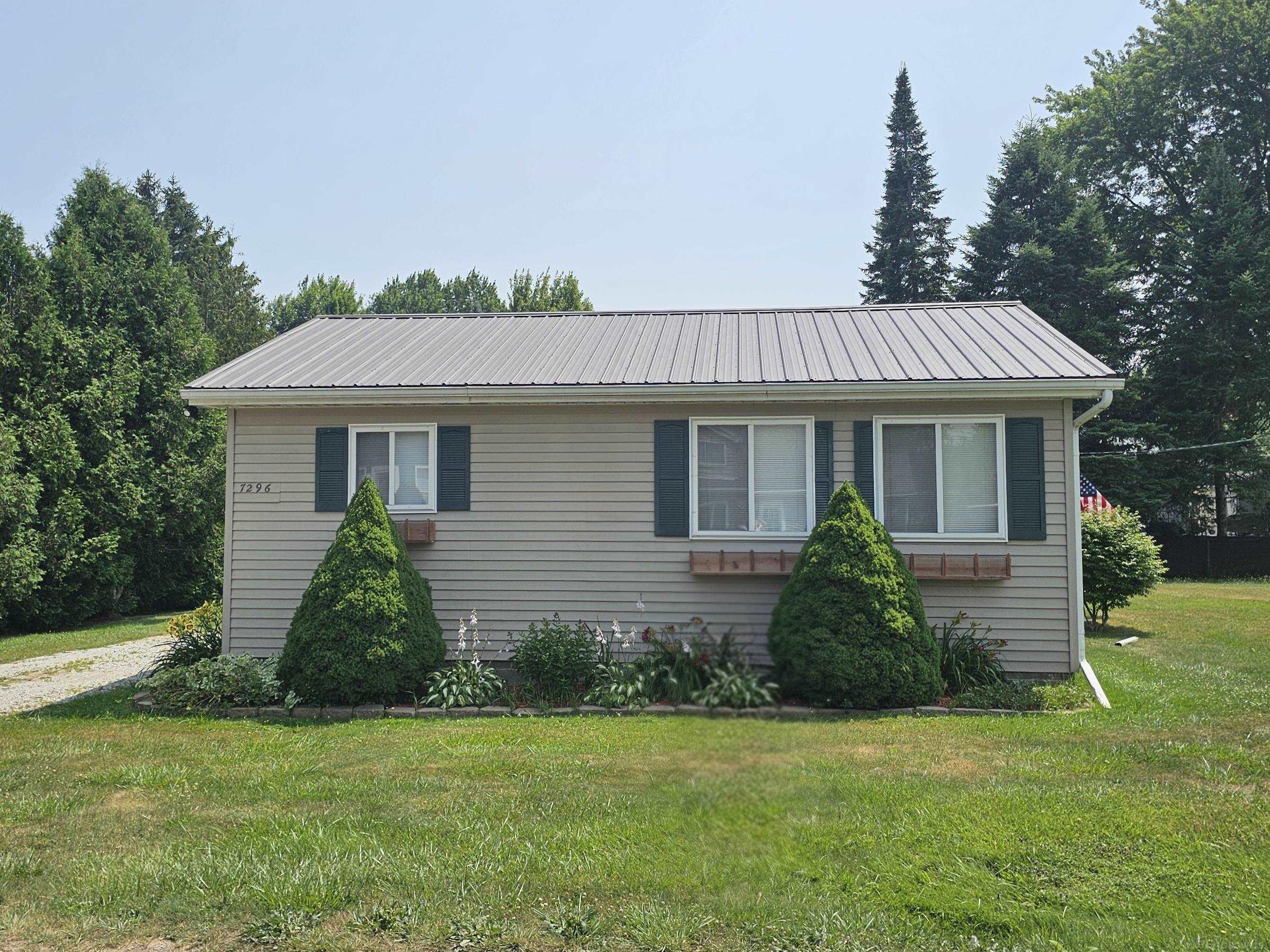 7296 Cedar Road Property Photo 1