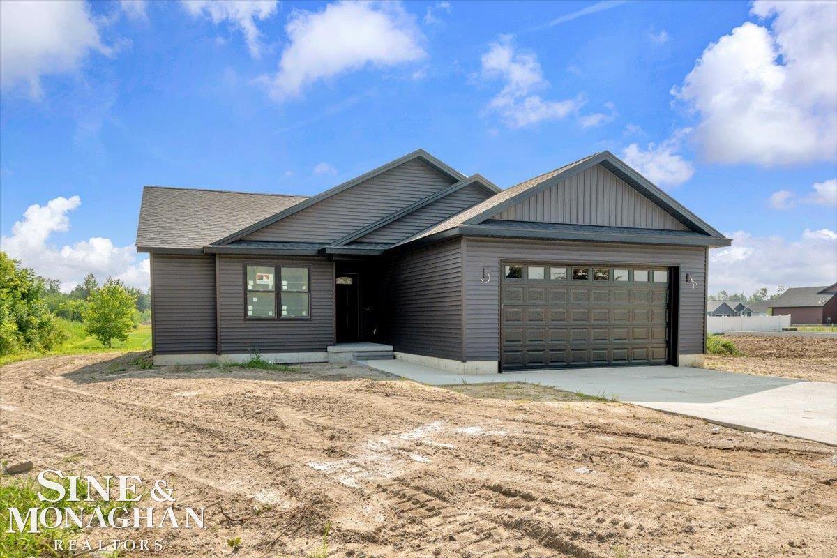 918 Range Road Property Photo 1