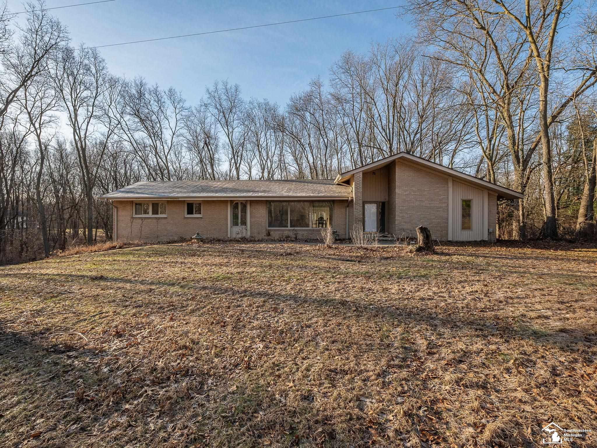 1795 Richards Road Property Photo 1