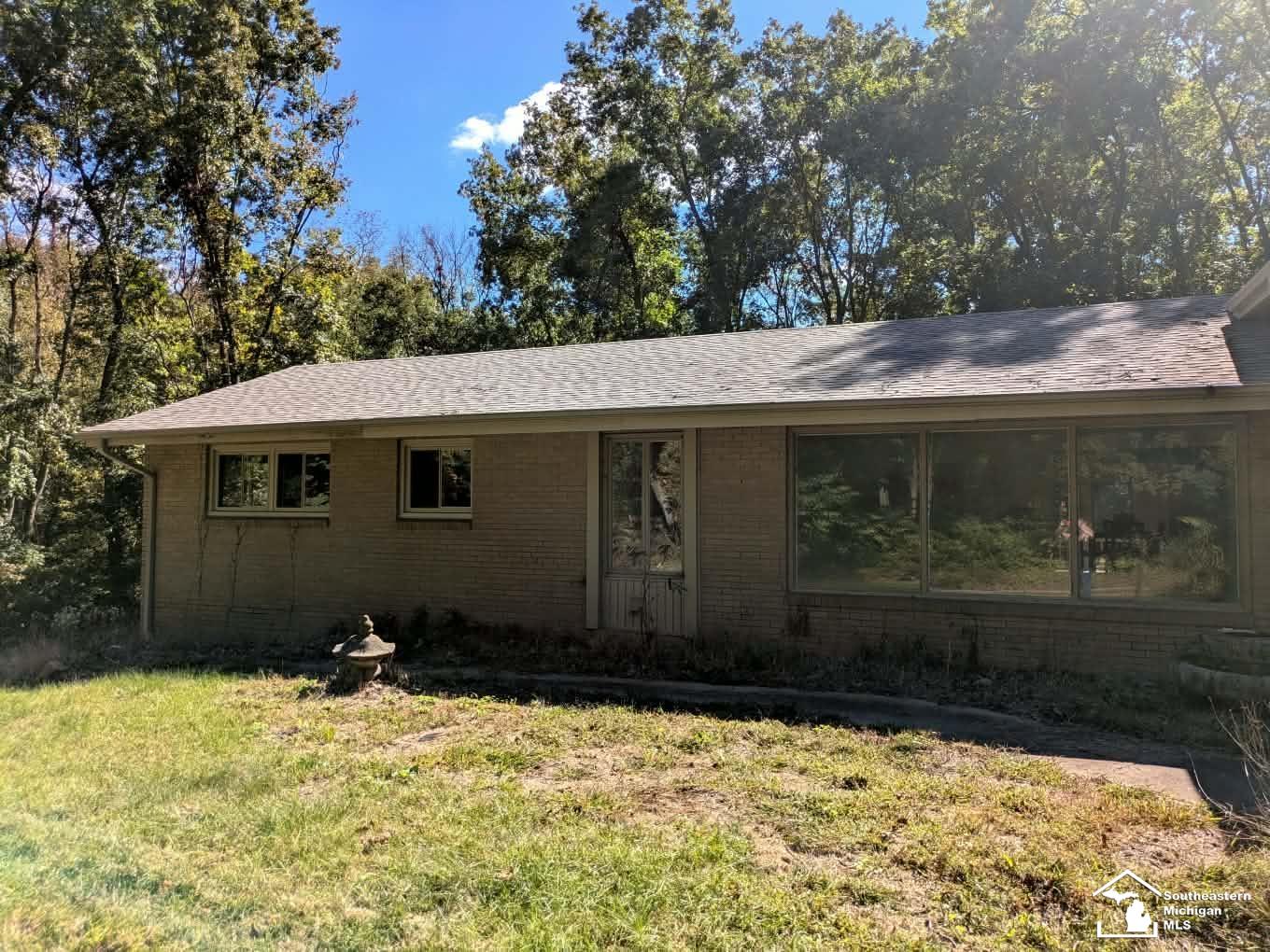 1795 Richards Road Property Photo 1