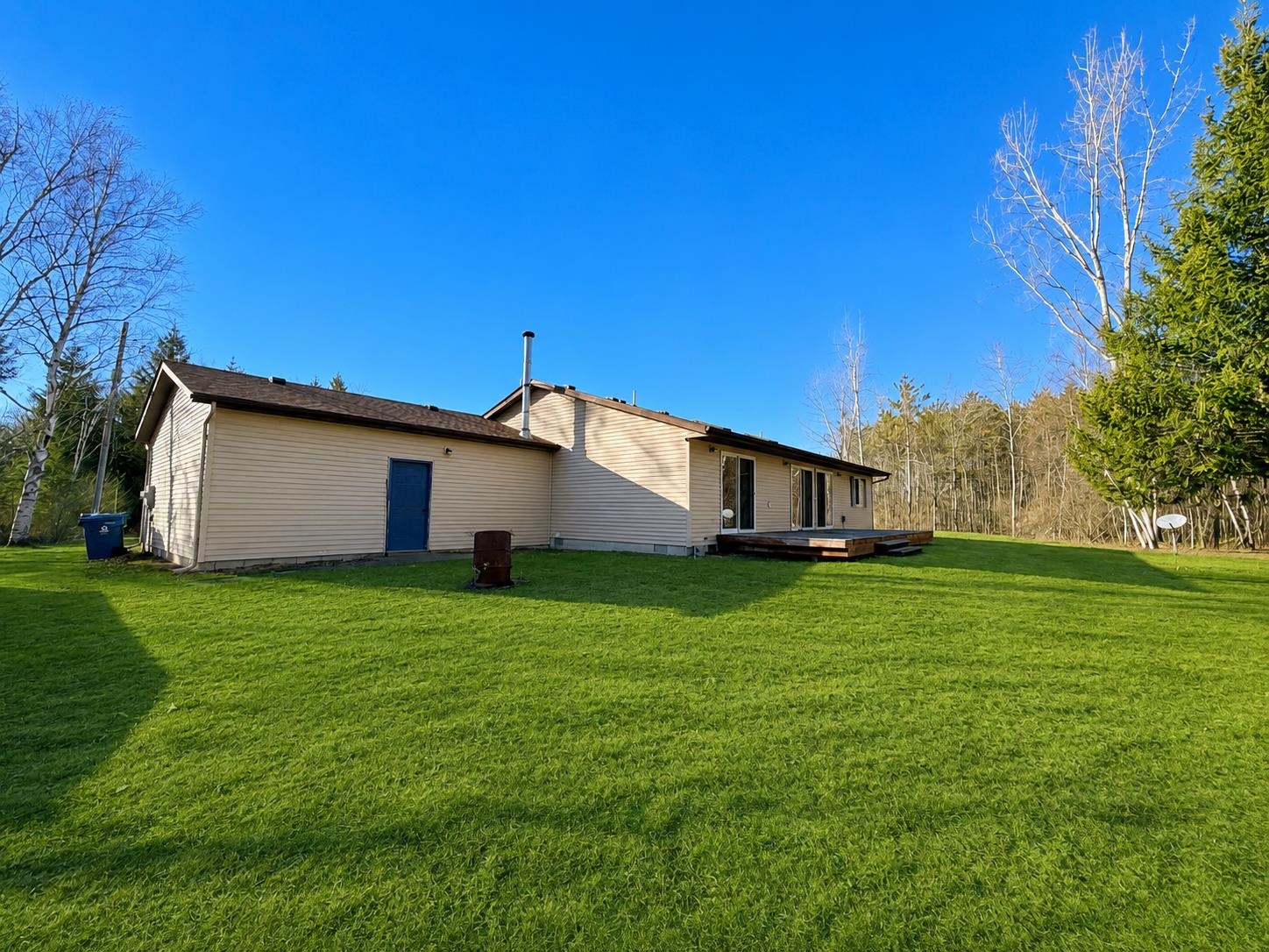 4175 Hicks Road Property Photo 2