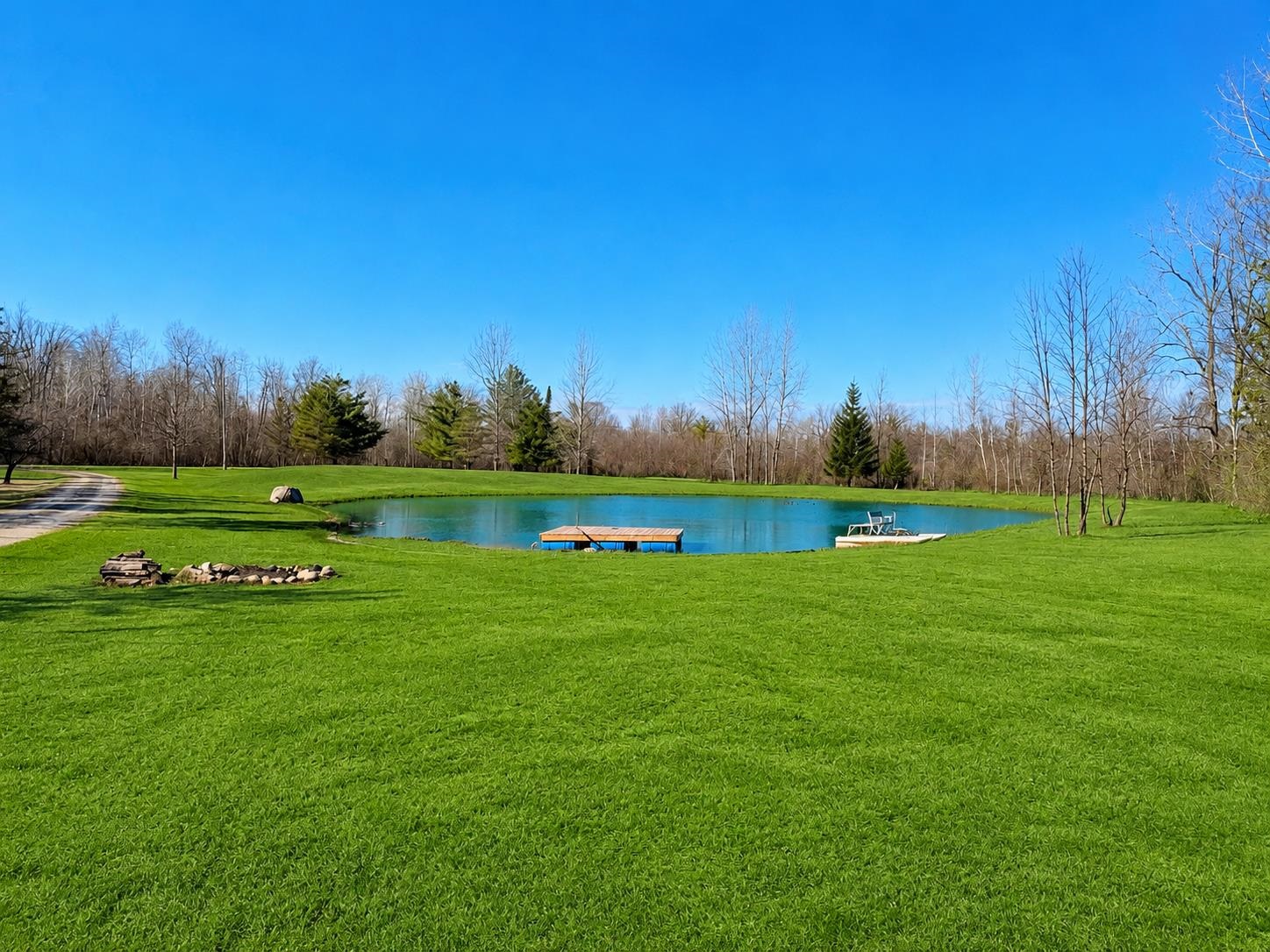 4175 Hicks Road Property Photo 4