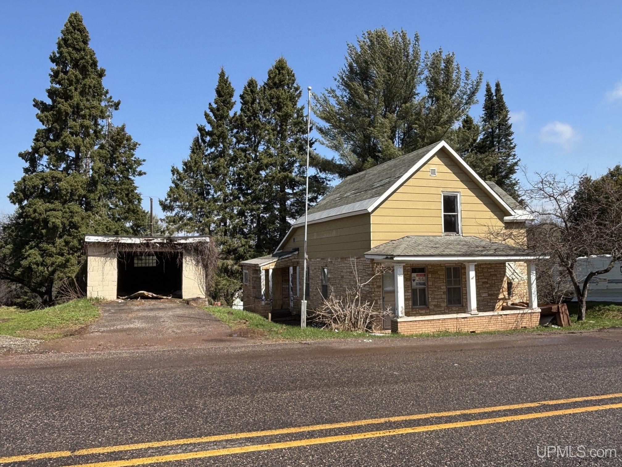 162 Saginaw Street Property Photo 1