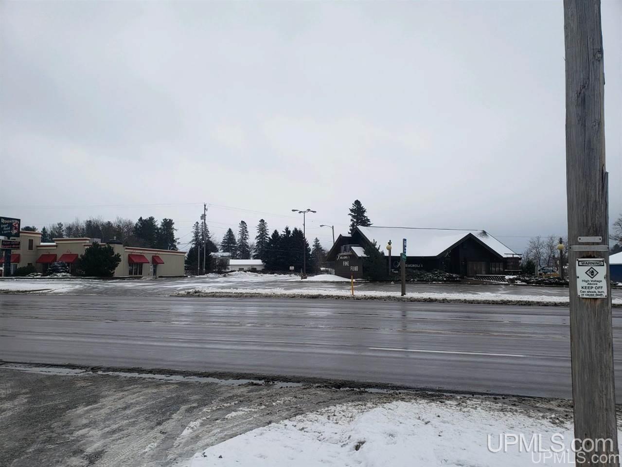 1605 N Stephenson Avenue Property Photo 1