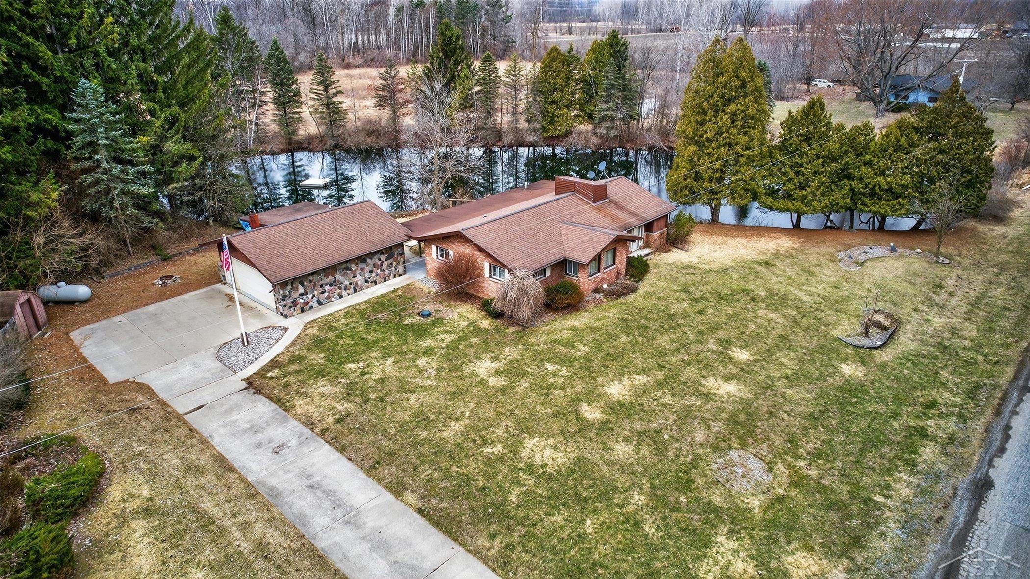 4403 N Raucholz Road Property Photo 2
