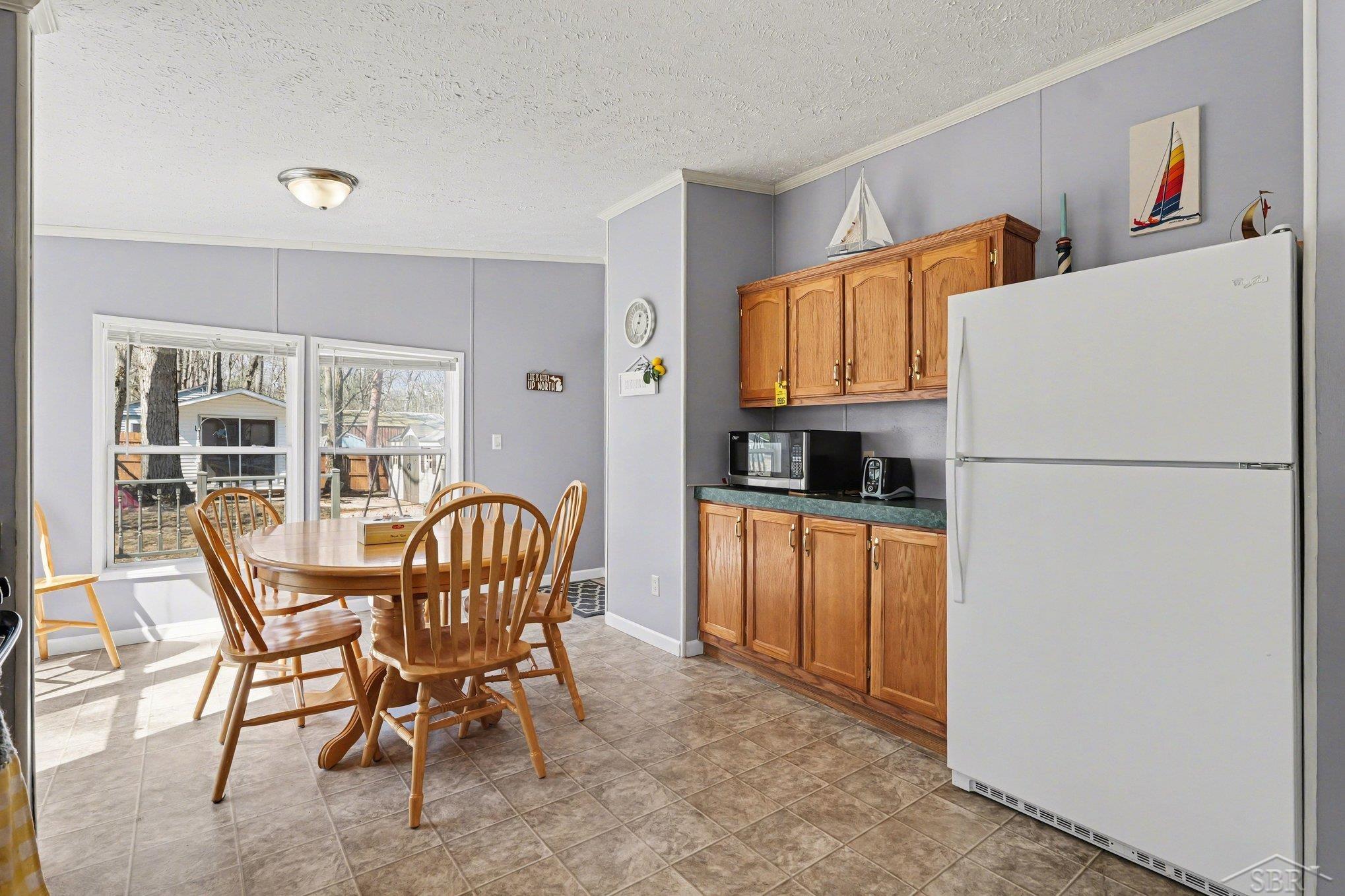 5361 E 11th Street Property Photo 3