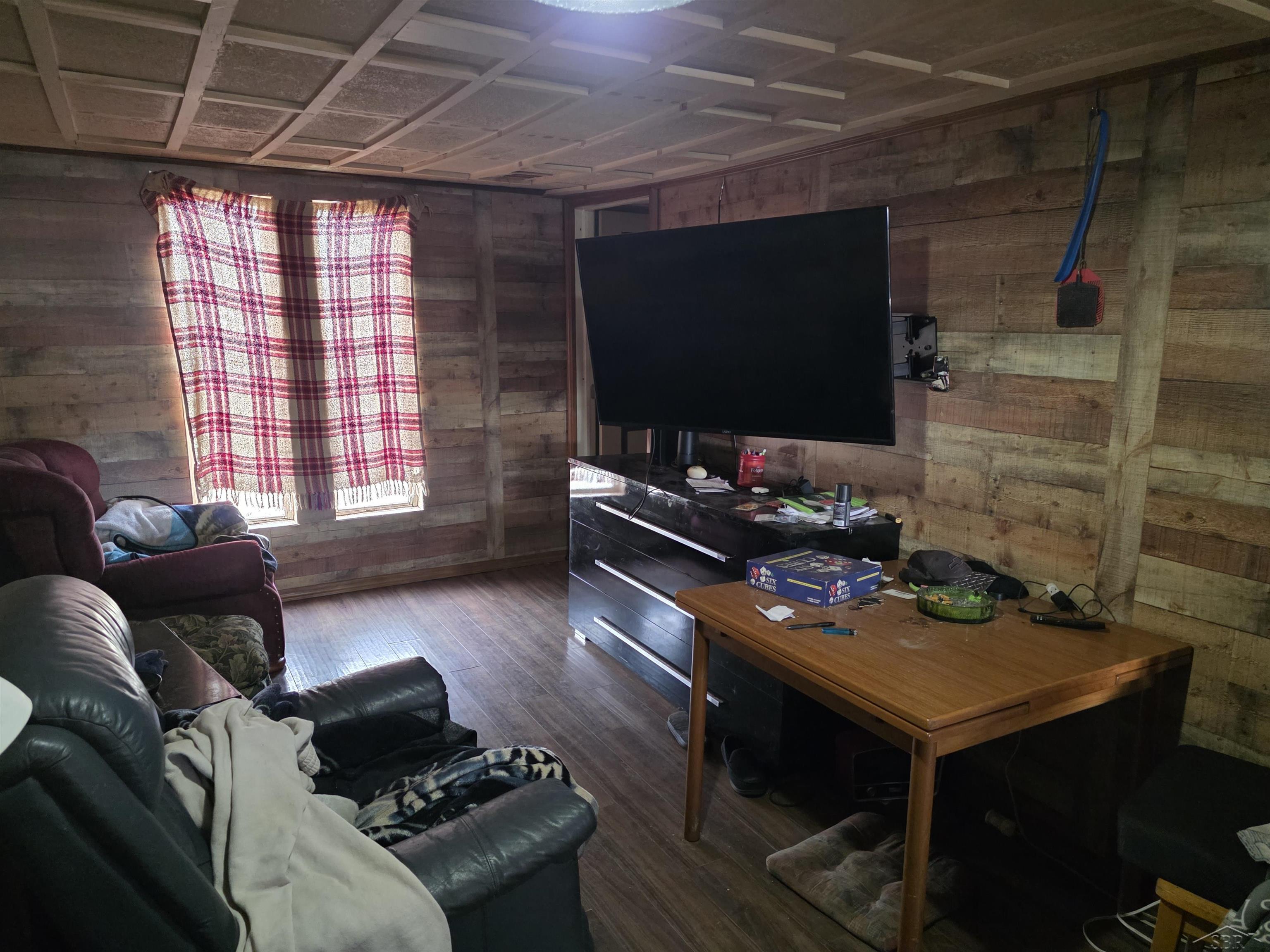1711 S Poseyville Road Property Photo 8