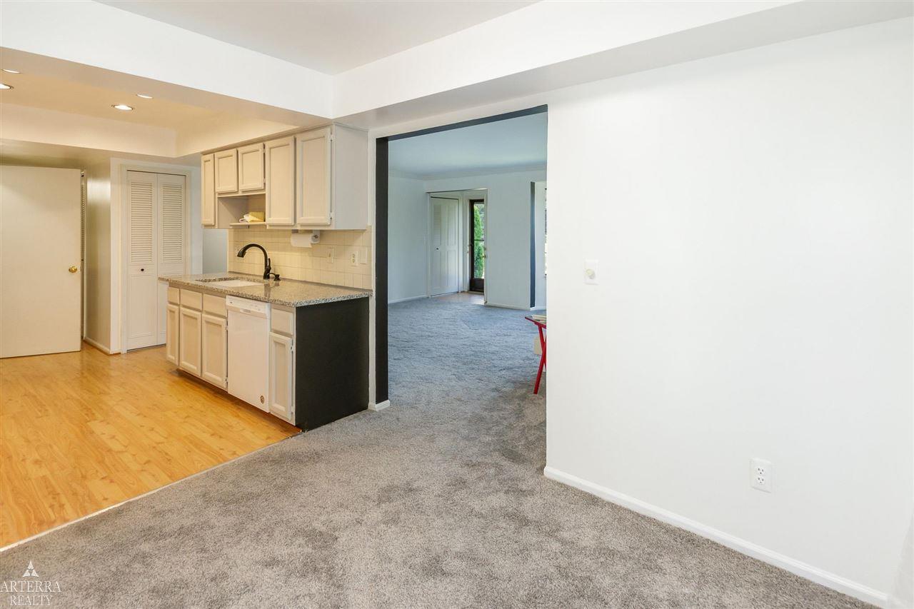 32 Meadow Wood Drive Property Photo 10