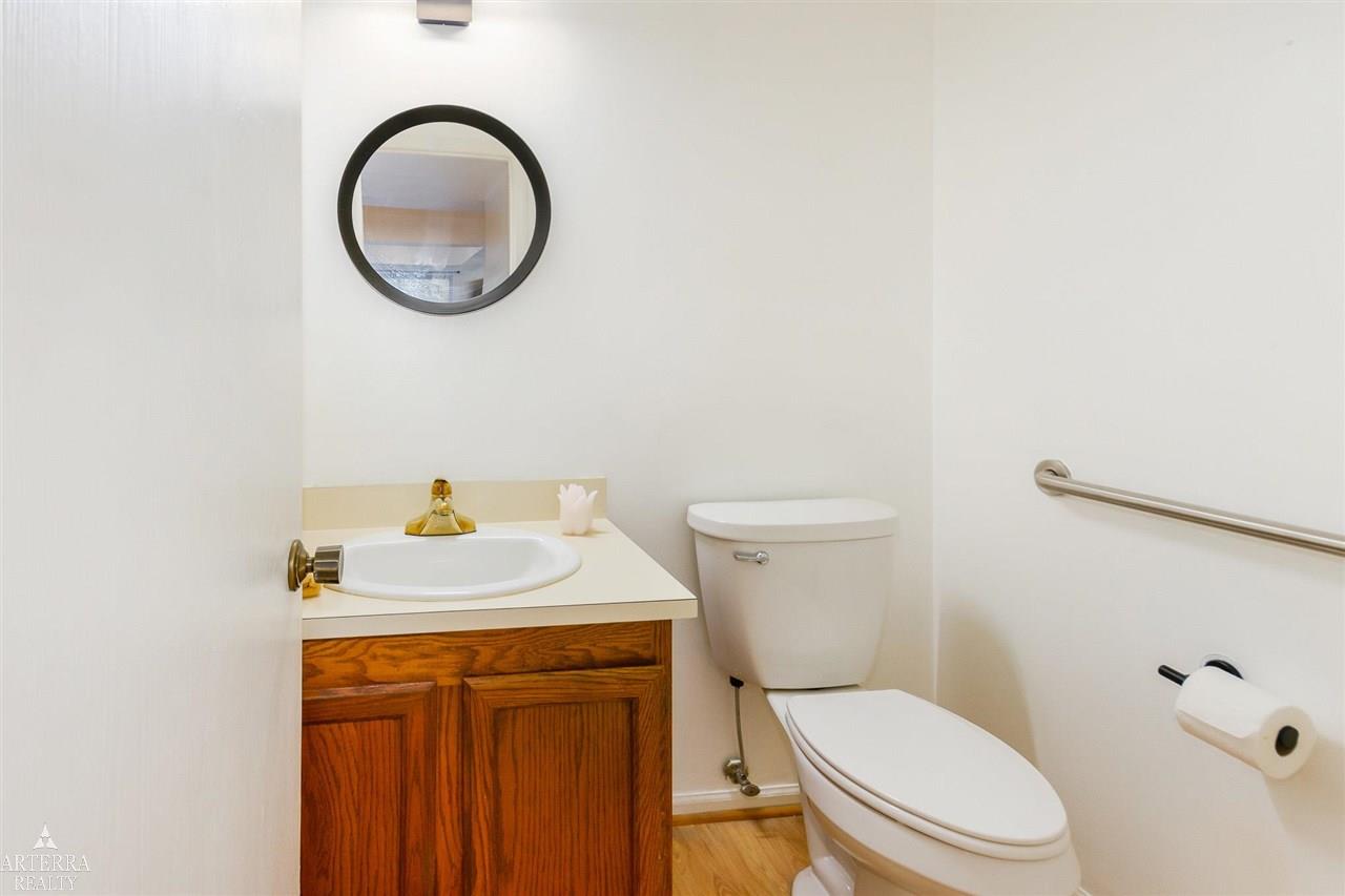 32 Meadow Wood Drive Property Photo 11